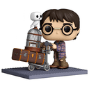 Figura POP Harry Potter Deluxe: Harry Empujando Trolley