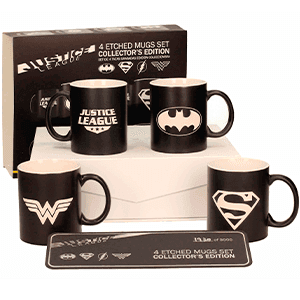Pack de 4 tazas de ceramica con logos Universo DC grabados en láser. Edicion coleccionista numerada (REACONDICIONADO)