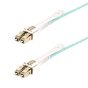 StarTech.com Cable de Fibra Óptica Multimodo LC a LC (UPC) OM4 de 10m - con Pestillos - 50/125µm - Redes de 100G - Resistente a 