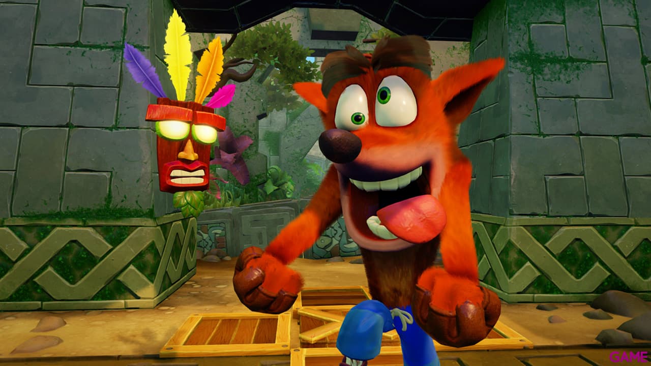 PlayStation 4 Slim 1TB + Crash Bandicoot + Ratchet & Clank