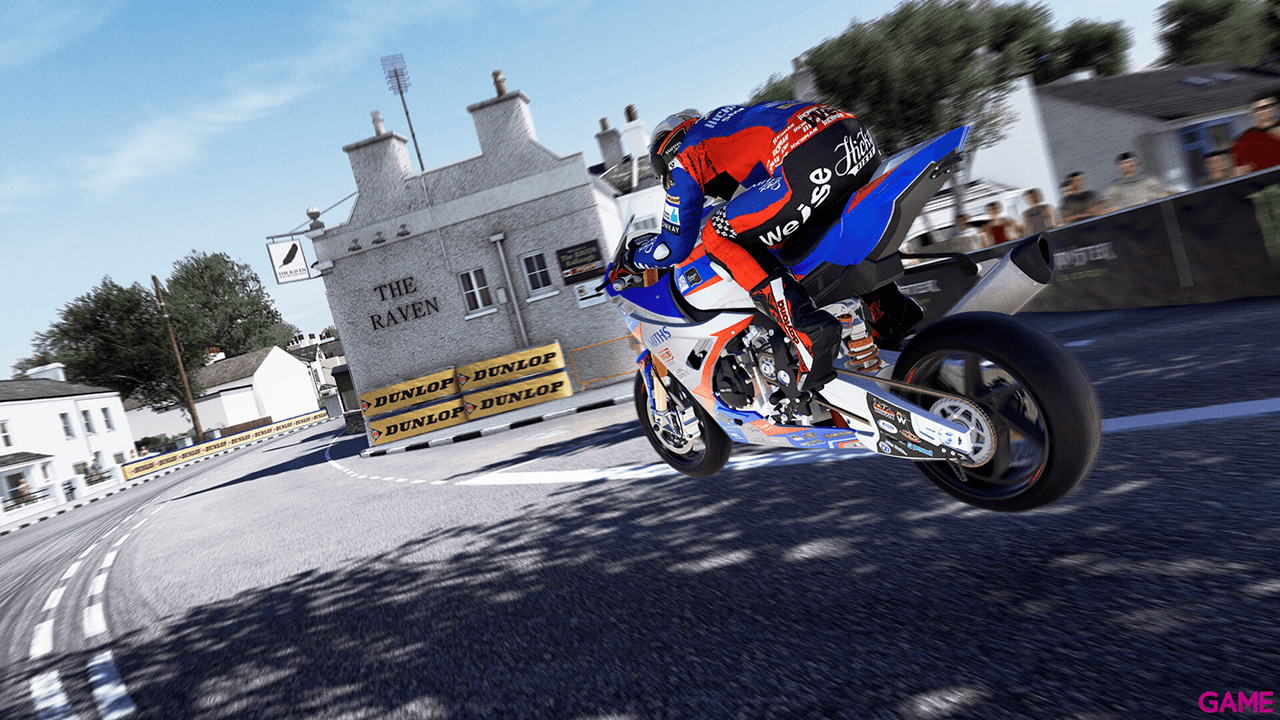 TT Isle of Man Ride on the Edge 2