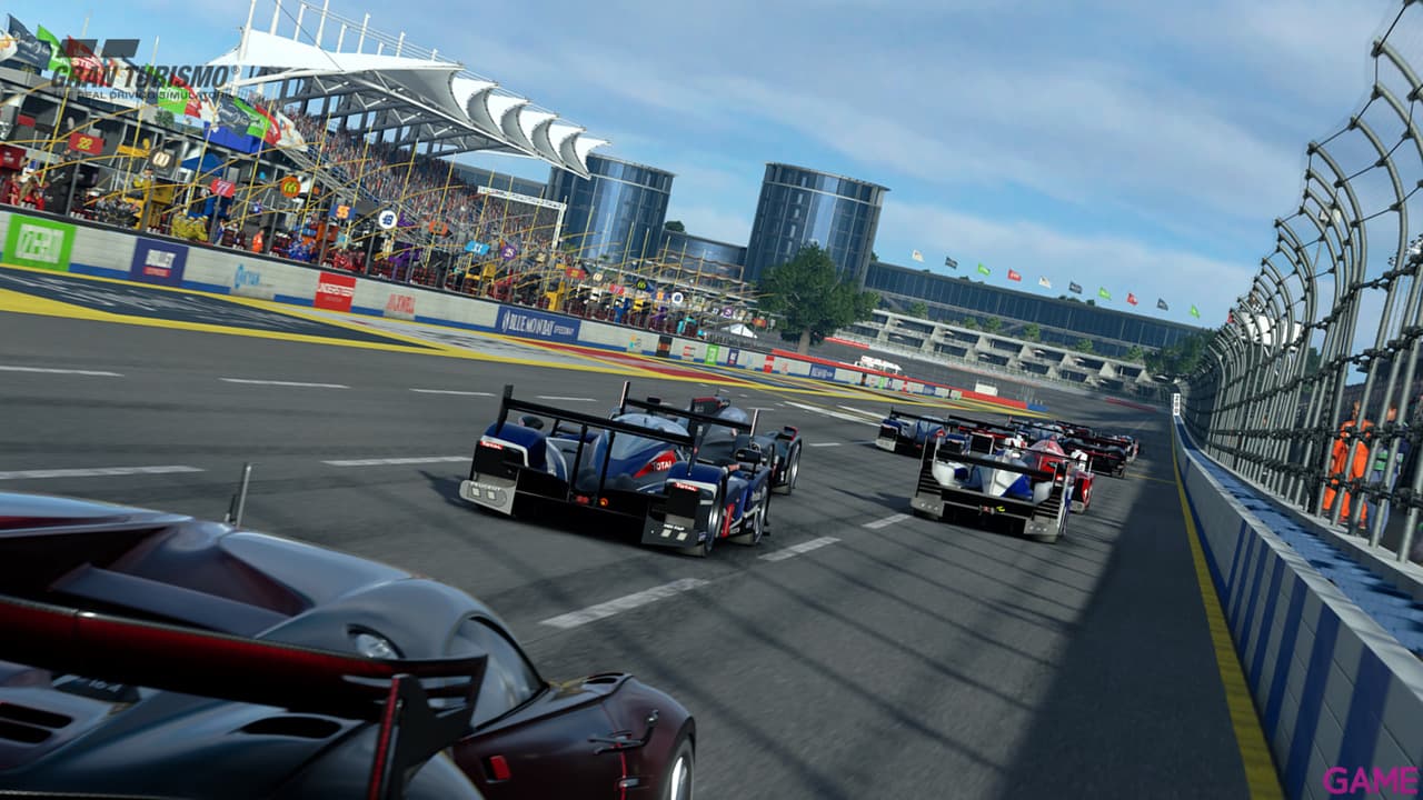 Playstation 4 Pro 1Tb + Gran Turismo Sport