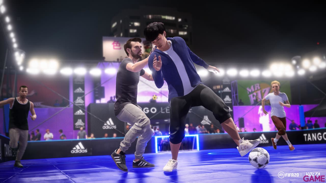 Playstation 4 1Tb + FIFA 20 + FUT