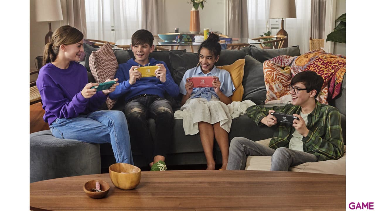 Nintendo Switch Lite Coral