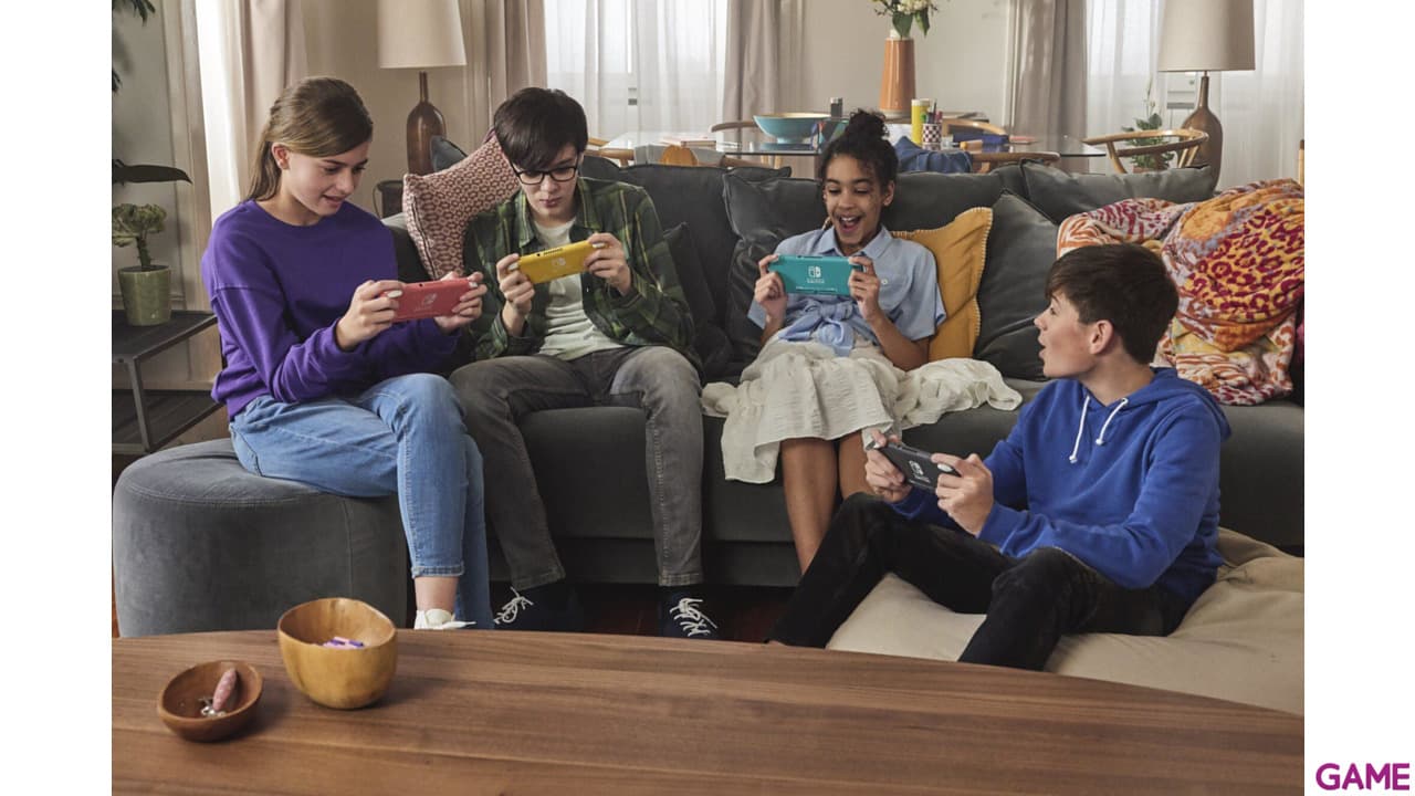 Nintendo Switch Lite Coral