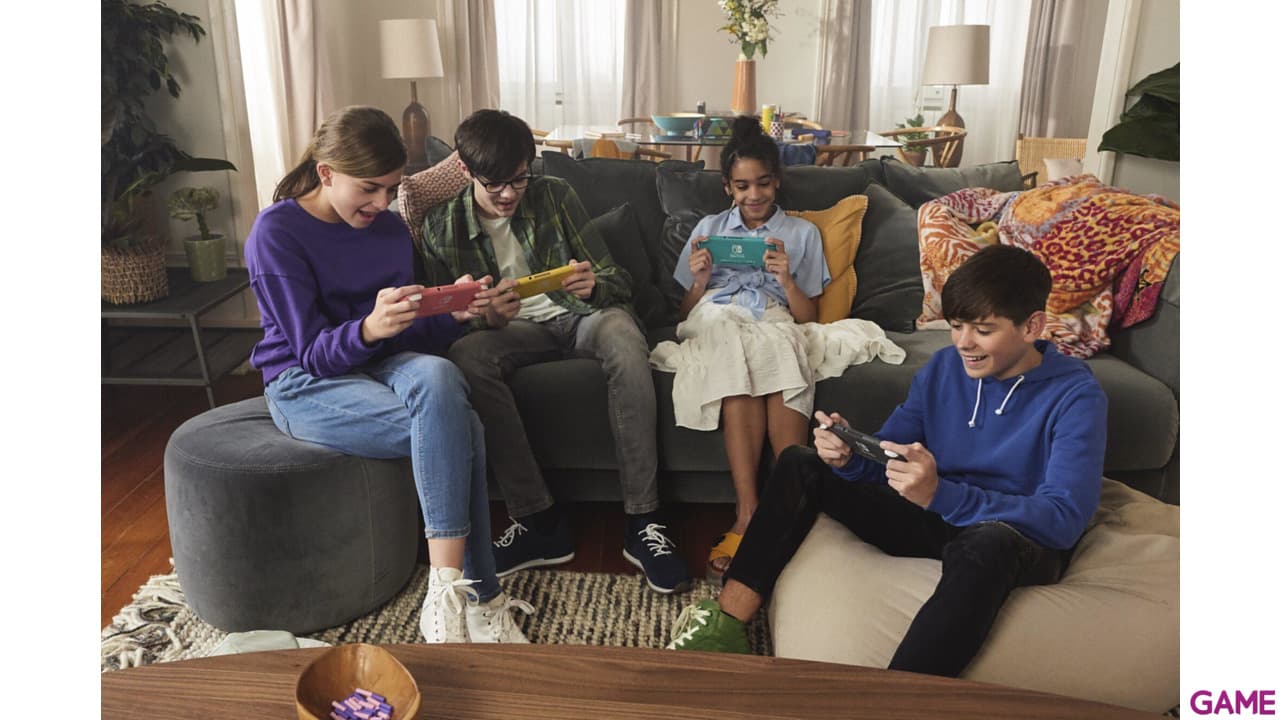 Nintendo Switch Lite Coral