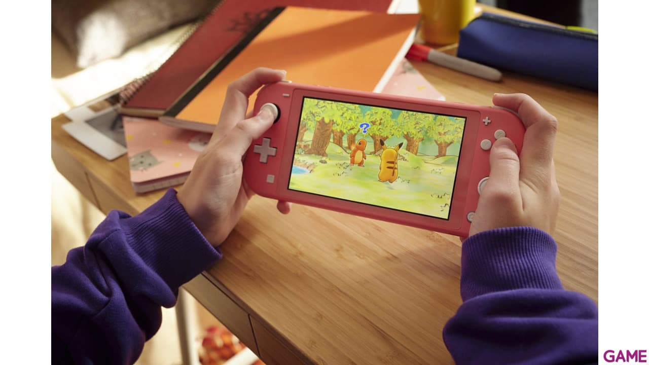 Nintendo Switch Lite Coral