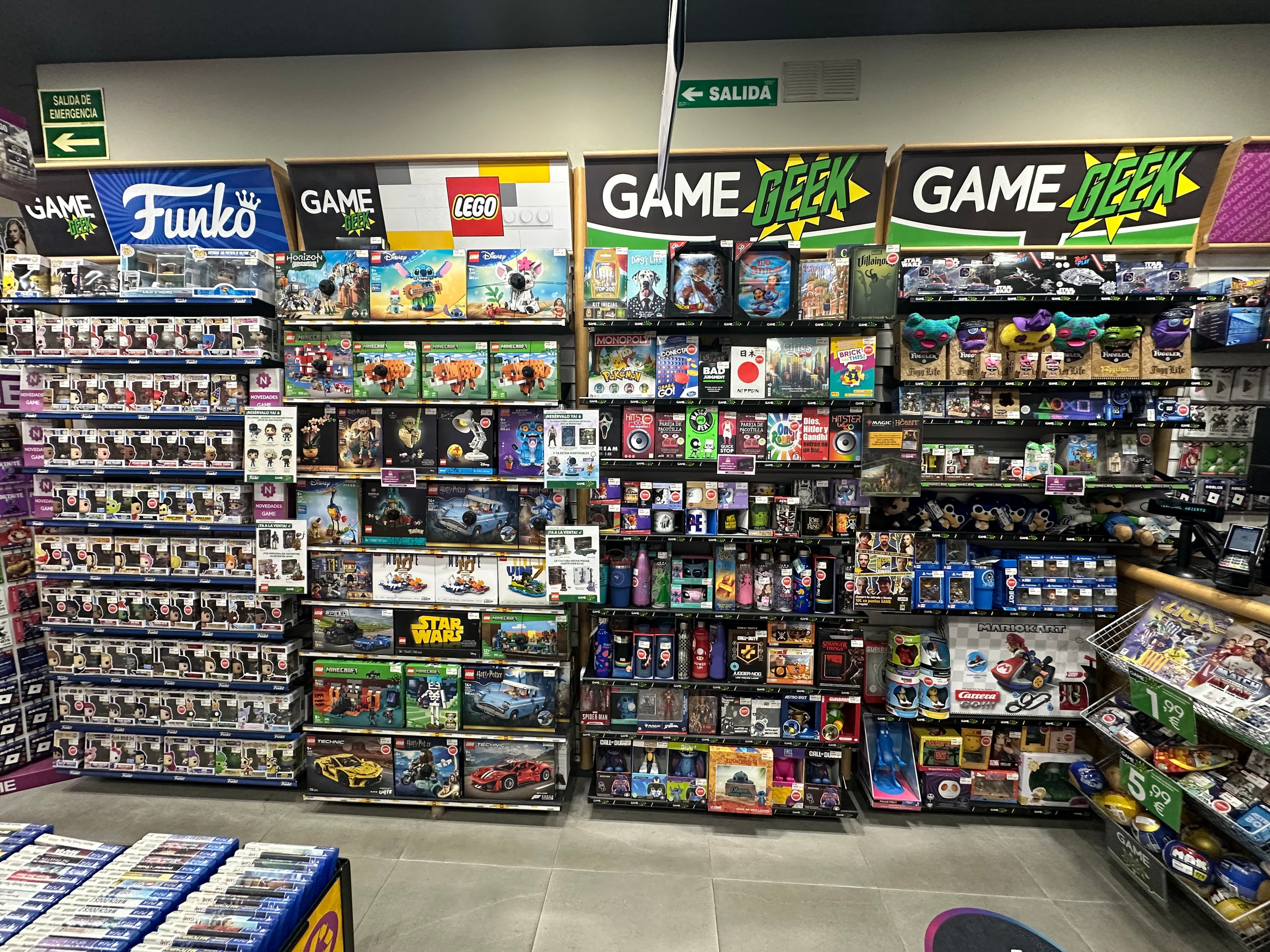 MADRID ROSAS SAN BLAS VIDEOJUEGOS 28032 - foto 7