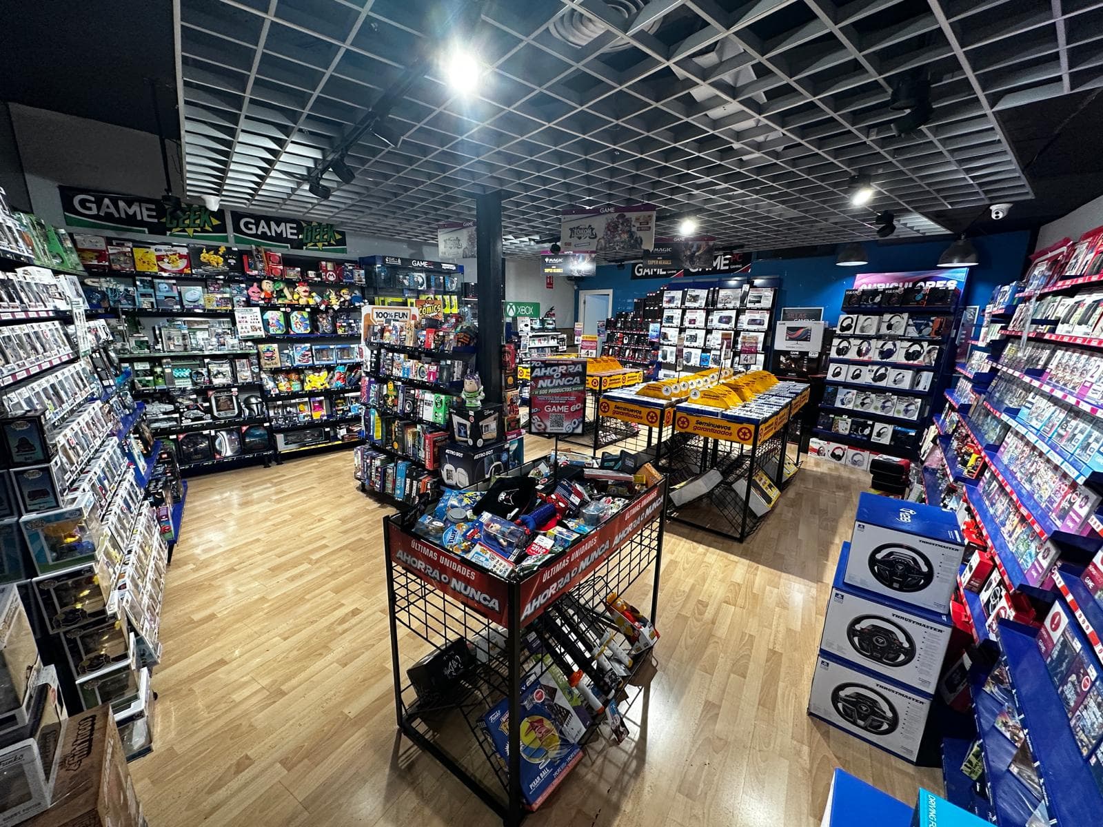 ZARAGOZA CALLE CADIZ VIDEOJUEGOS 5004 - foto 4