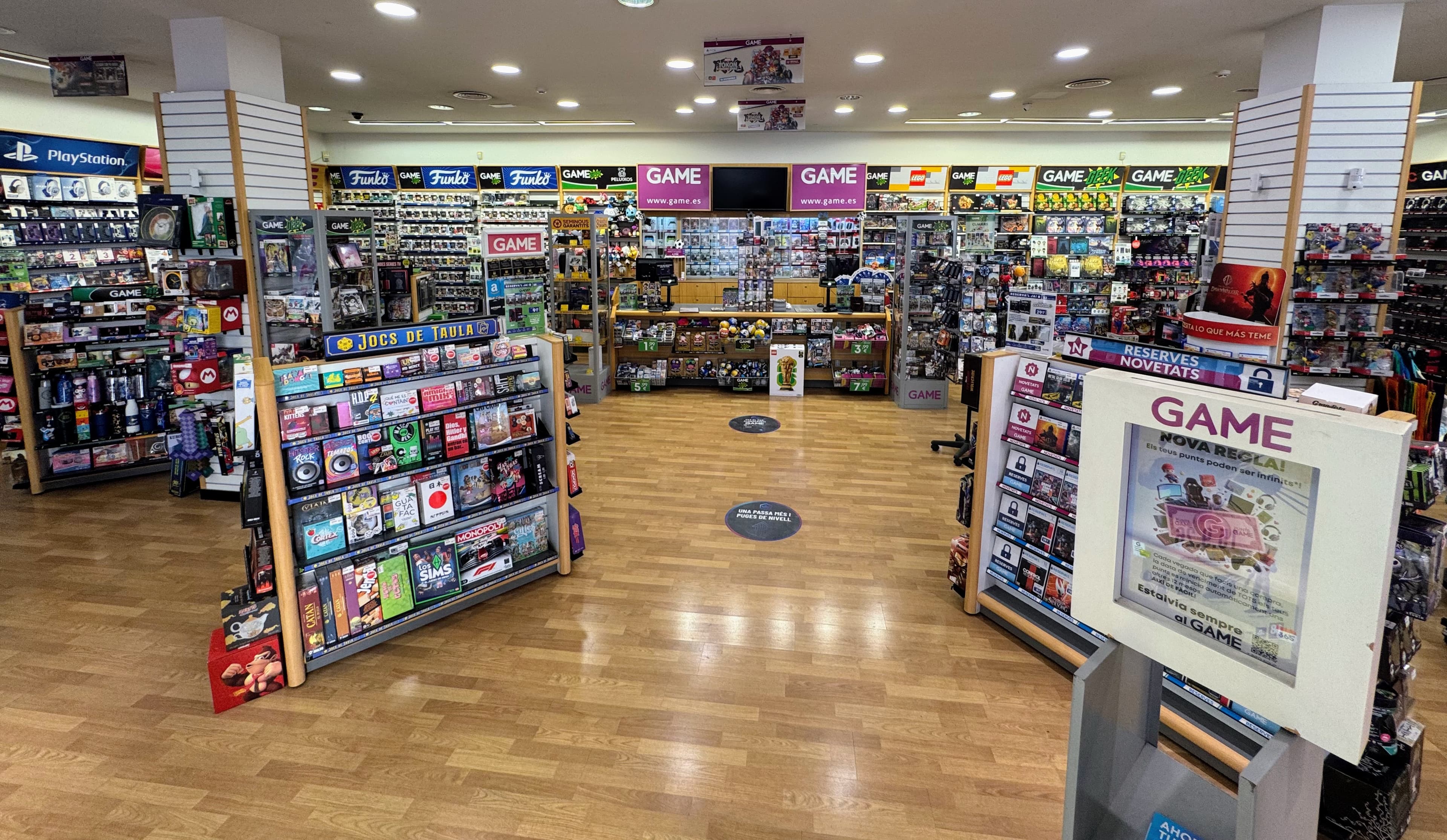 FIGUERES MORERIA VIDEOJUEGOS 17600 - foto 20