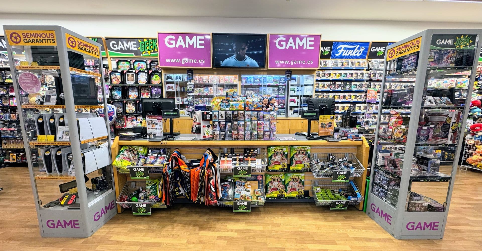 FIGUERES MORERIA VIDEOJUEGOS 17600 - foto 26