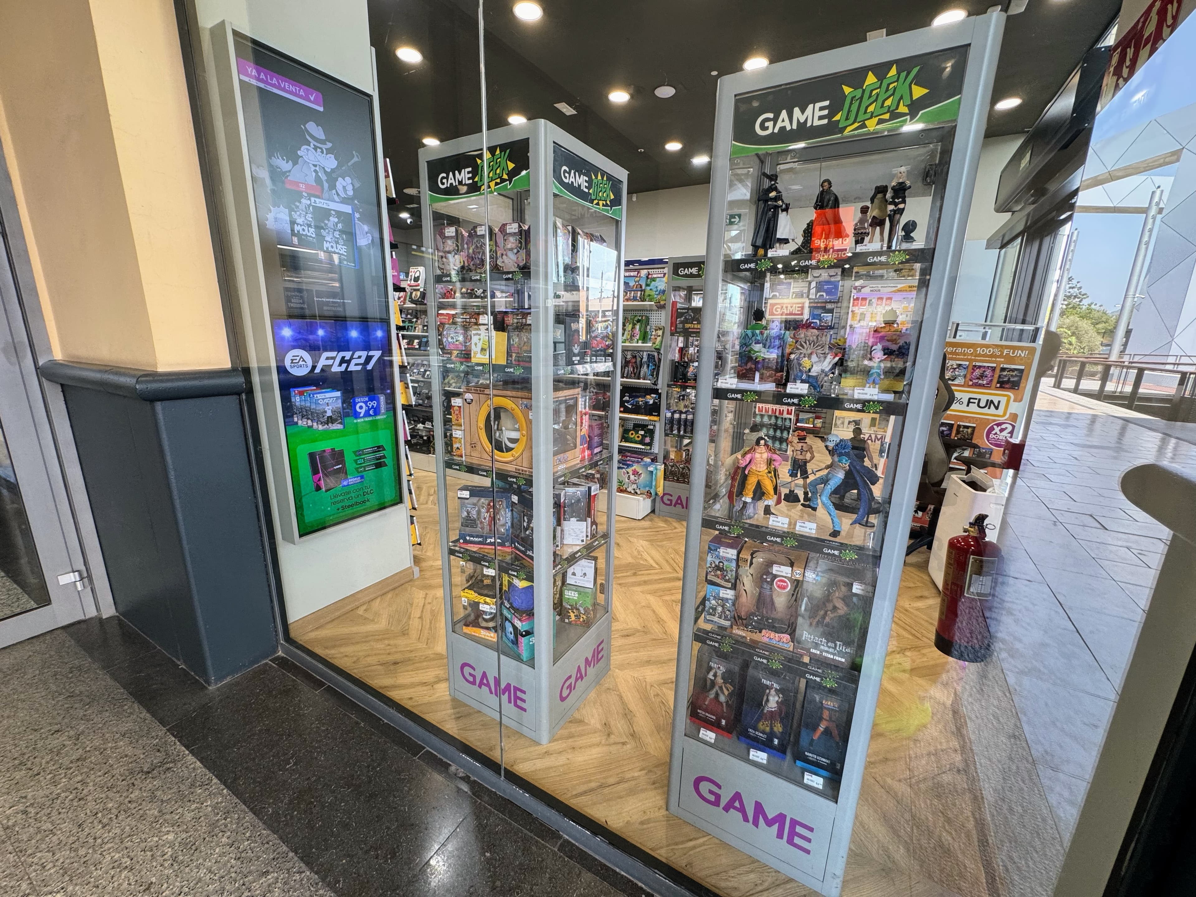 BARCELONA MAQUINISTA VIDEOJUEGOS 08030 - foto 5