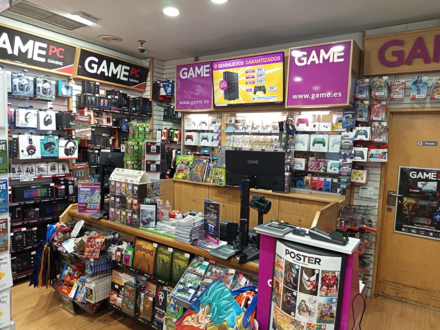 MADRID FUENLABRADA PLAZA ESTACION VIDEOJUEGOS - foto 6
