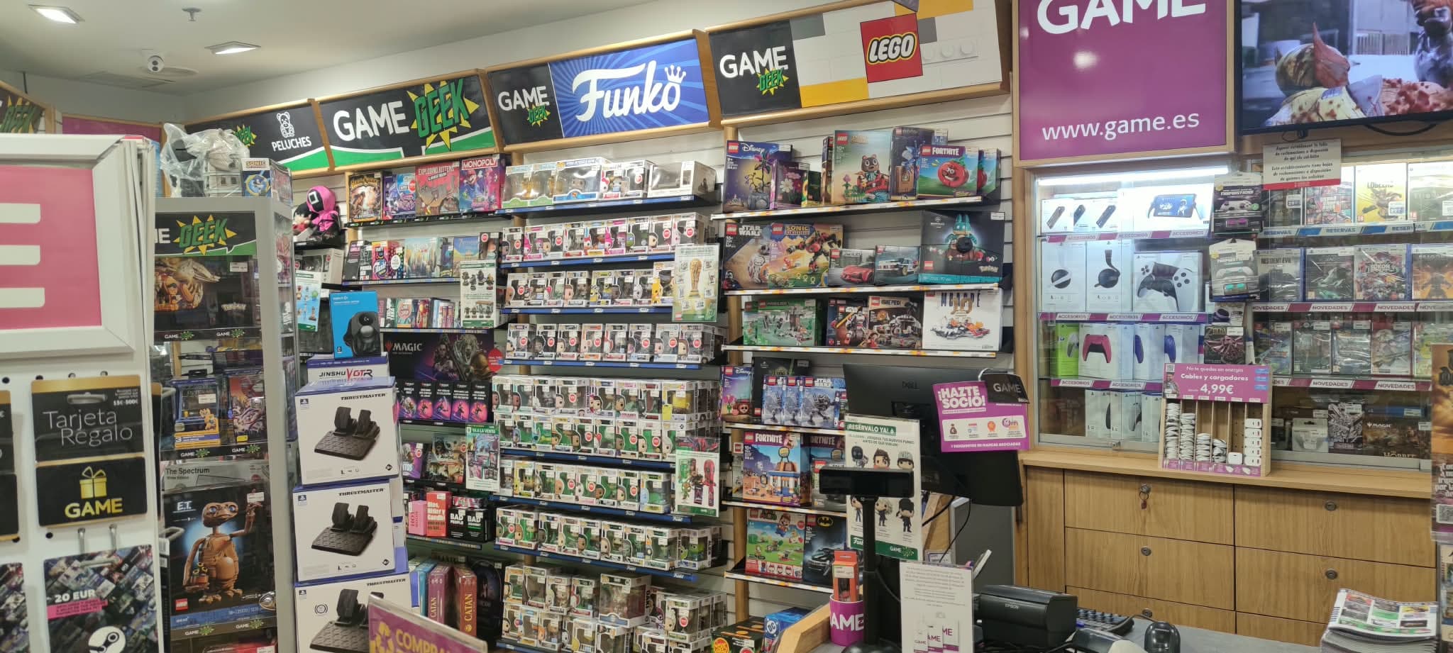 VALENCIA NUEVO CENTRO VIDEOJUEGOS 46009 - foto 3
