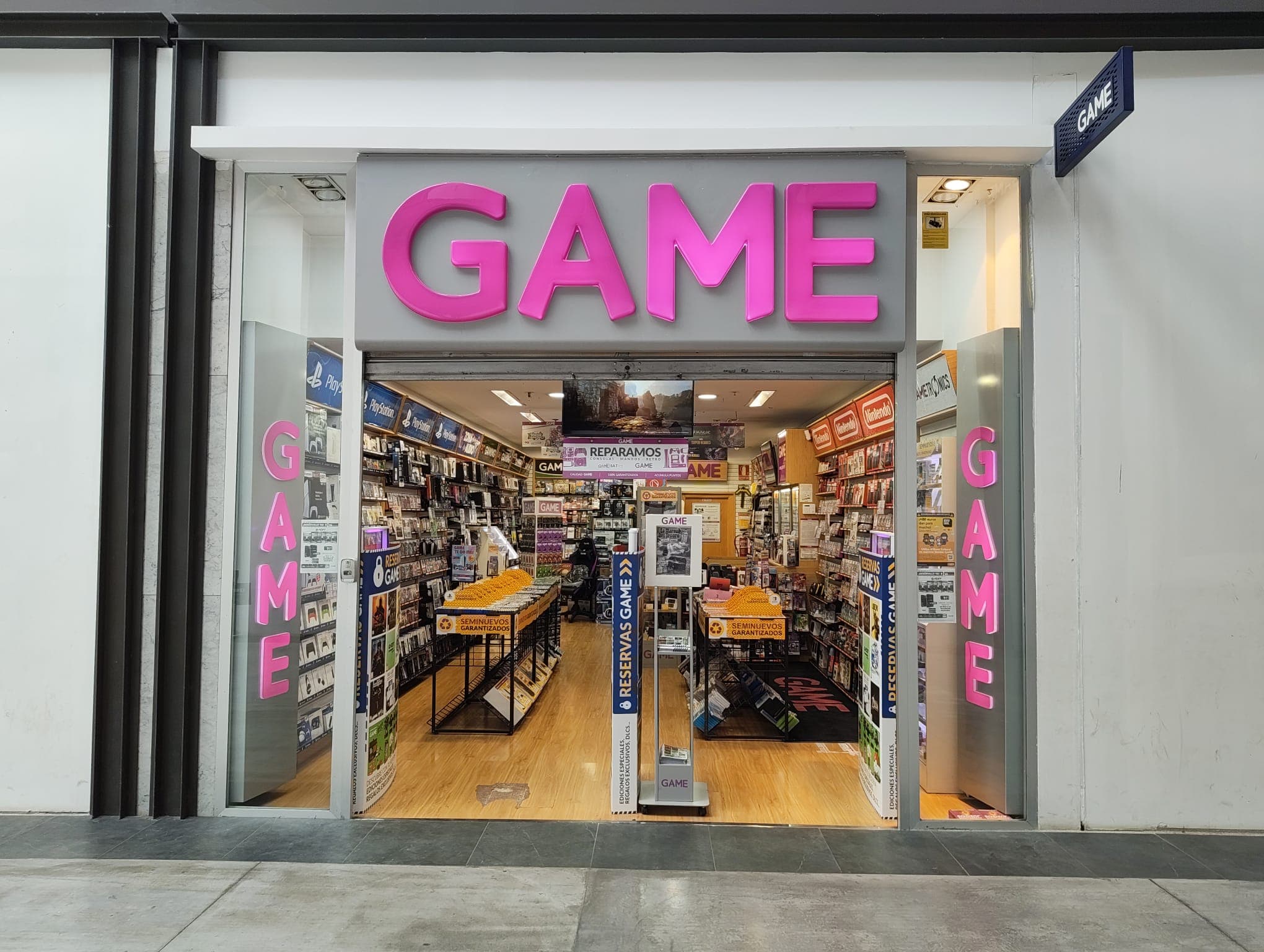 VALENCIA XIRIVELLA GRAN TURIA VIDEOJUEGOS 469 - foto 1
