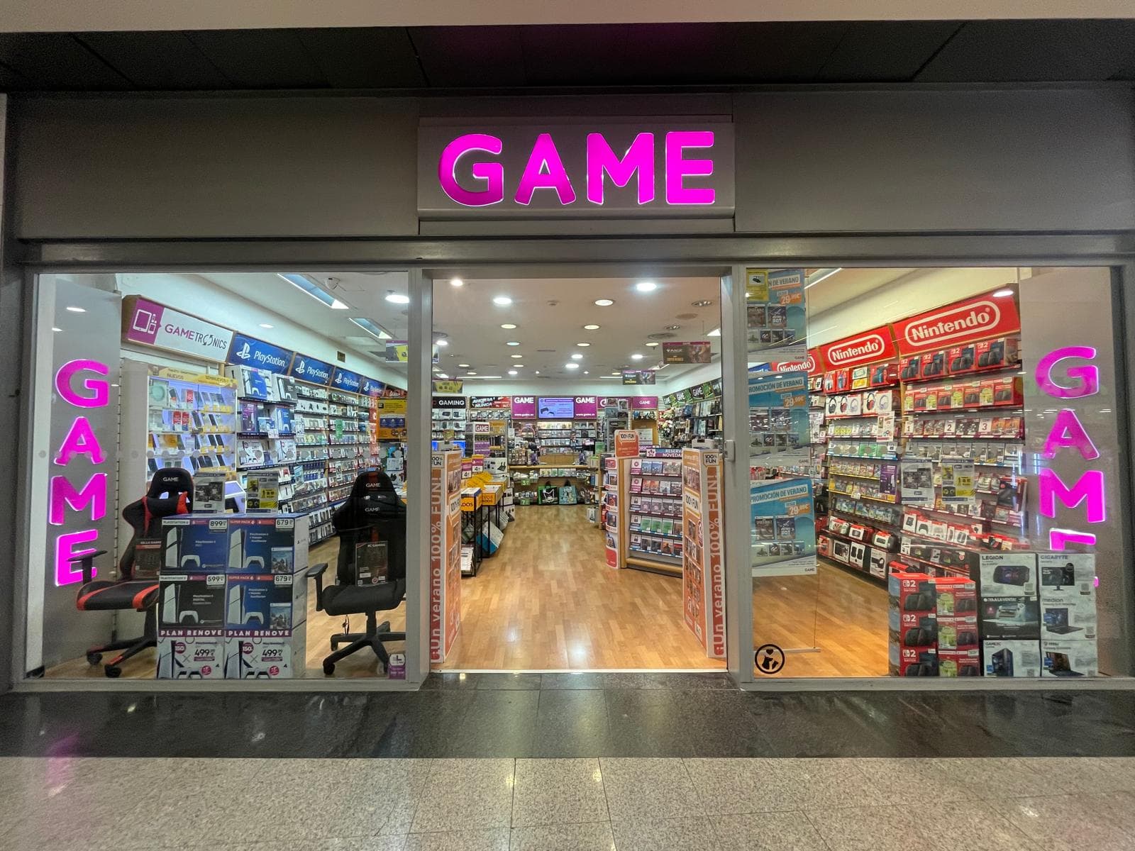SEVILLA MAIRENA DEL AJARAFE METROMAR VIDEOJUE - foto 4