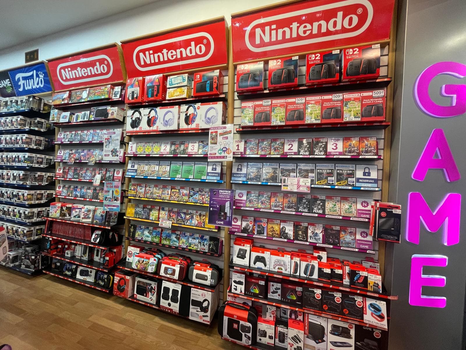 SEVILLA MAIRENA DEL AJARAFE METROMAR VIDEOJUE - foto 9