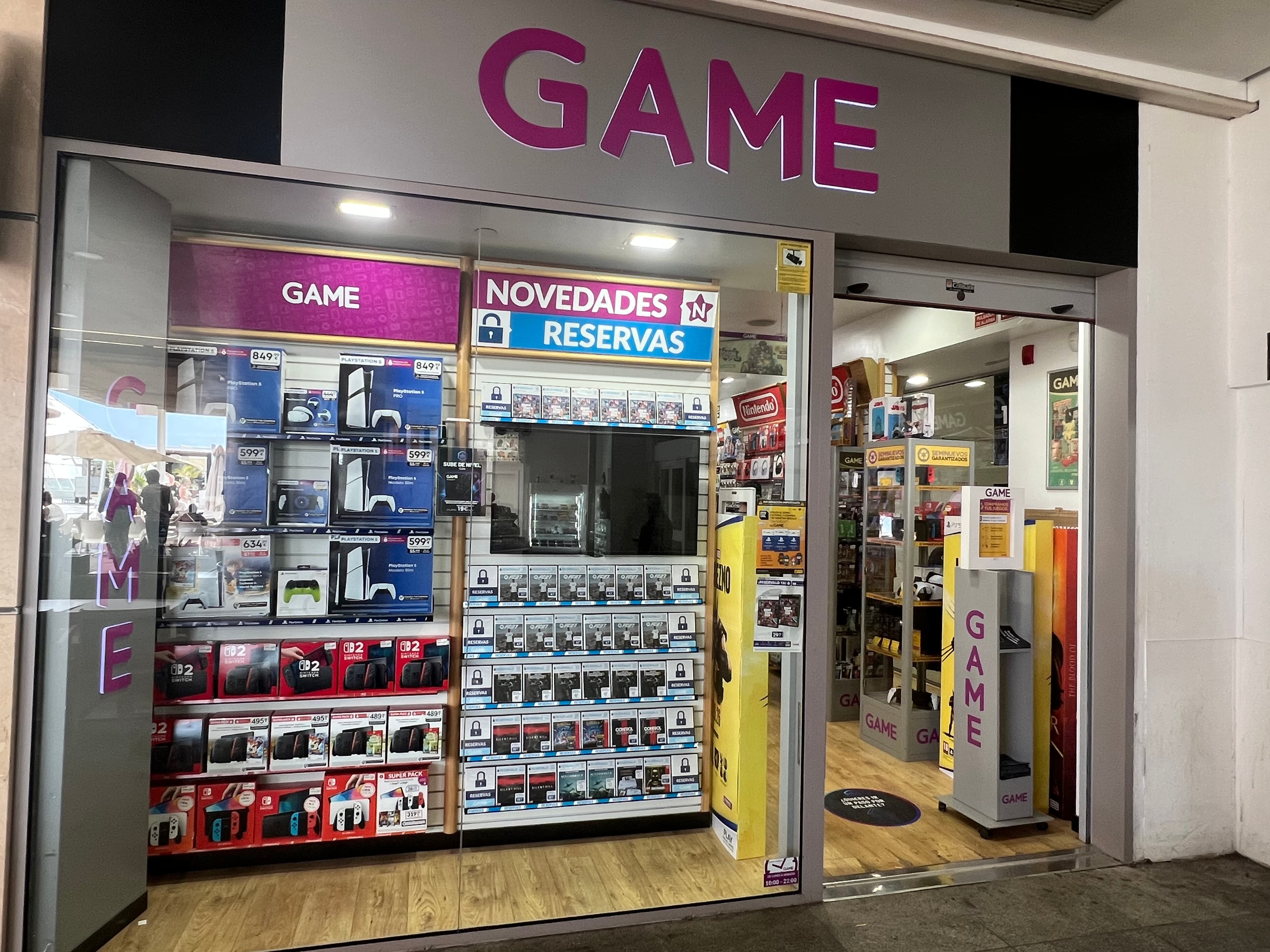 SANTA CRUZ DE TENERIFE MERIDIANO VIDEOJUEGOS - foto 1