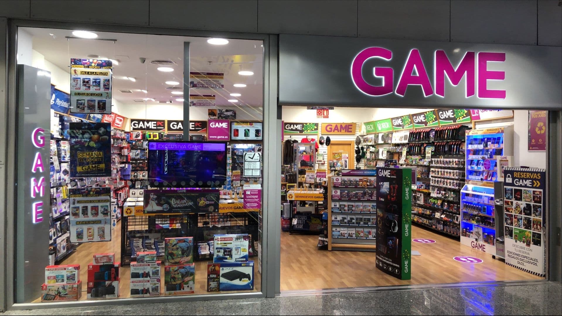 LAS PALMAS DE GRAN CANARIA PALMAS VIDEOJUEGOS - foto 1