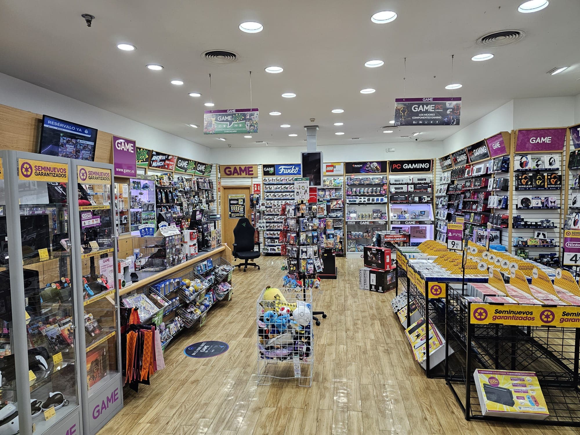MALAGA MARBELLA LA CAÑADA VIDEOJUEGOS 29600 - foto 5