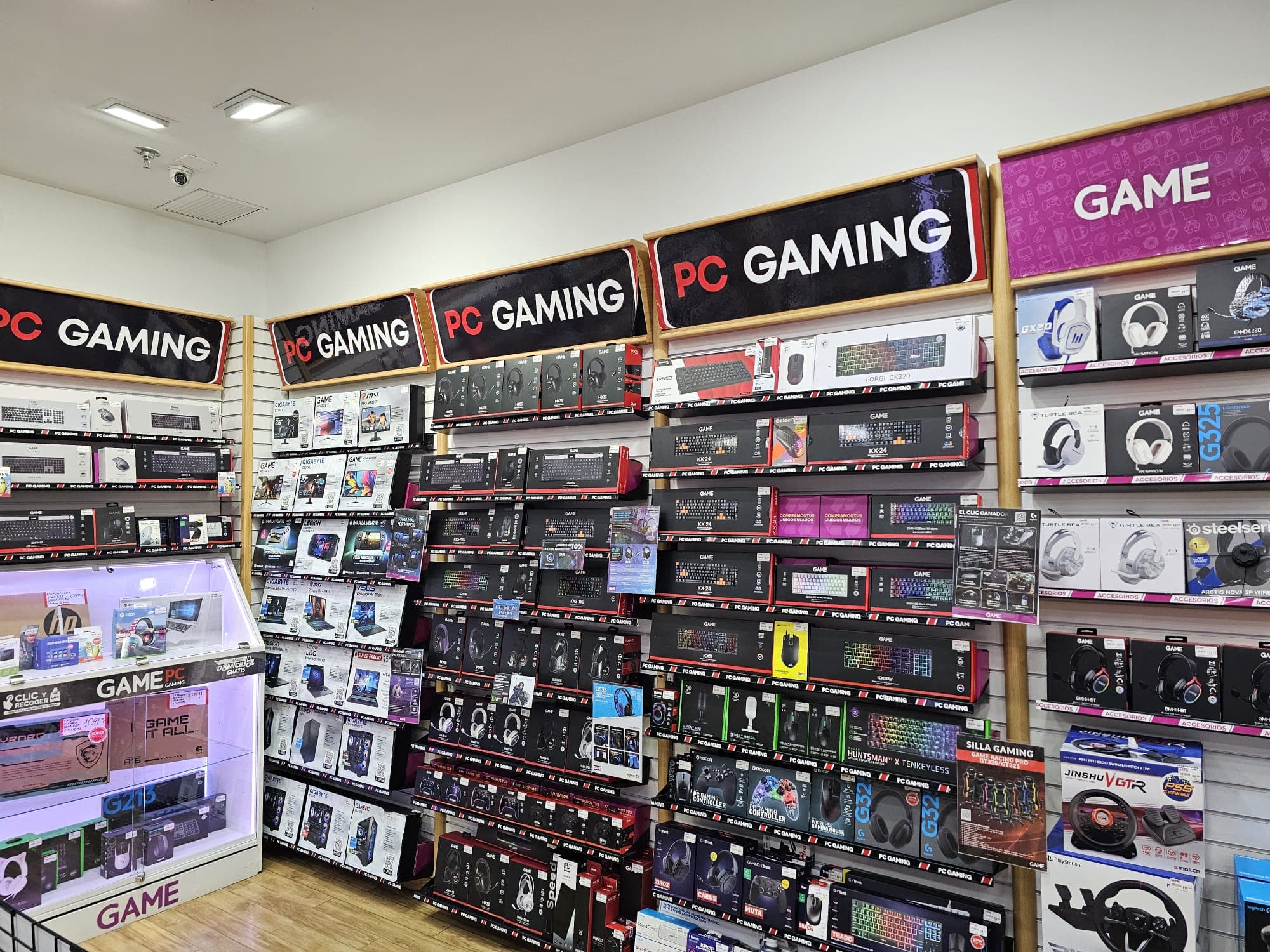 MALAGA MARBELLA LA CAÑADA VIDEOJUEGOS 29600 - foto 10