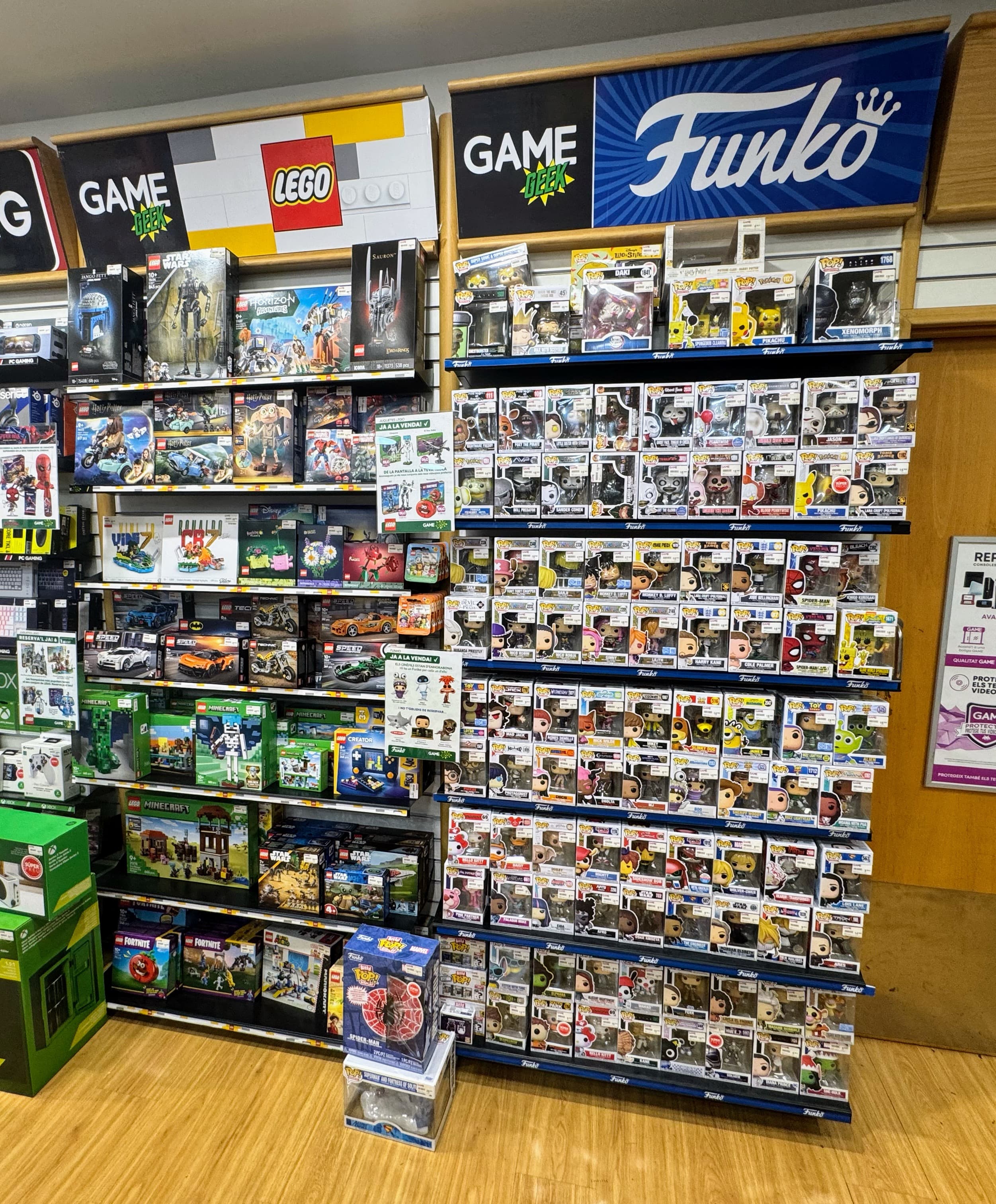 BARCELAONA HOSPITALET DE LLOBREGAT VIDEOJUEGO - foto 4