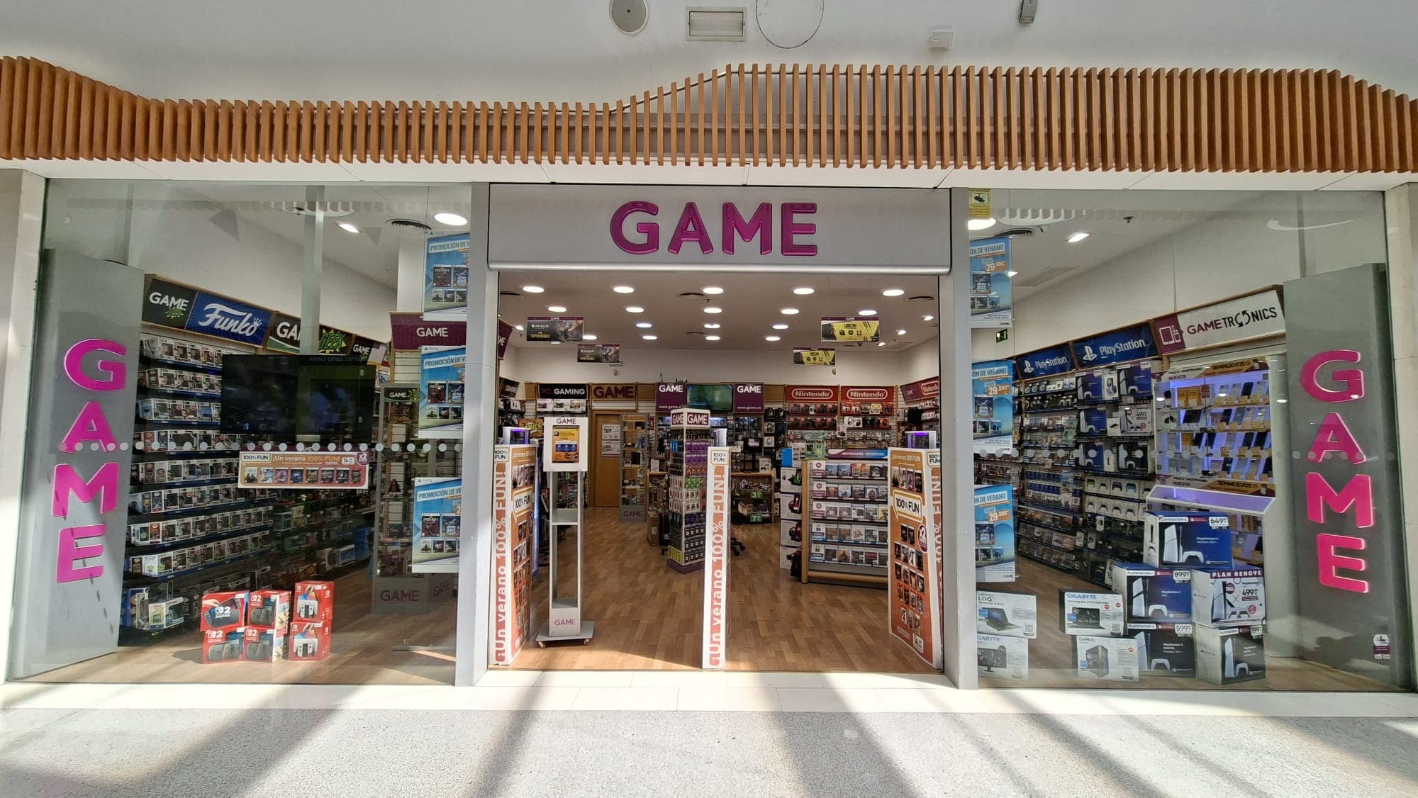 MALAGA TORREMOLINOS EL PINILLO VIDEOJUEGSO 29 - foto 1