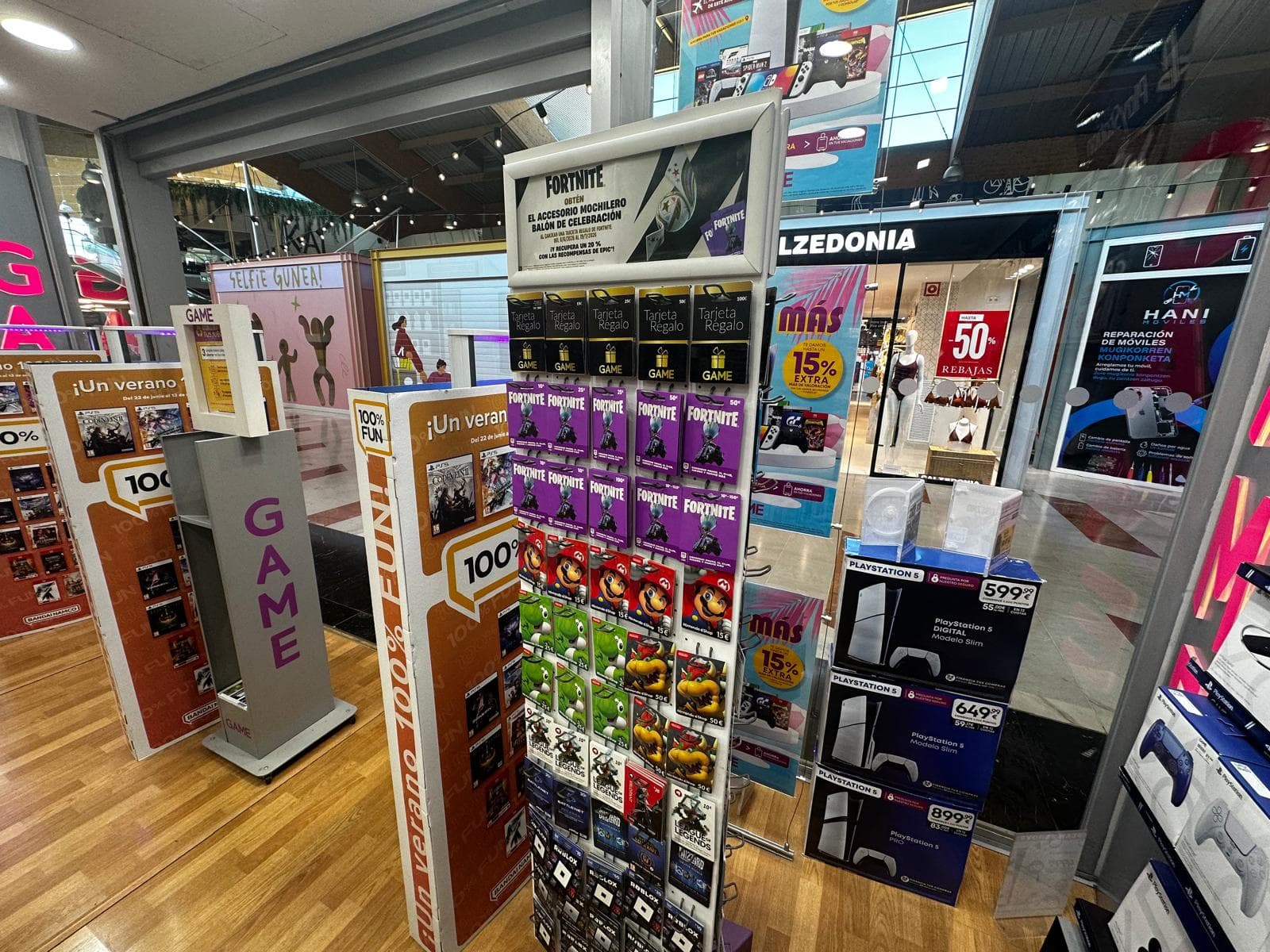 GUIPUZKOA USURBIL URBIL VIDEOJUEGOS 20170 - foto 10