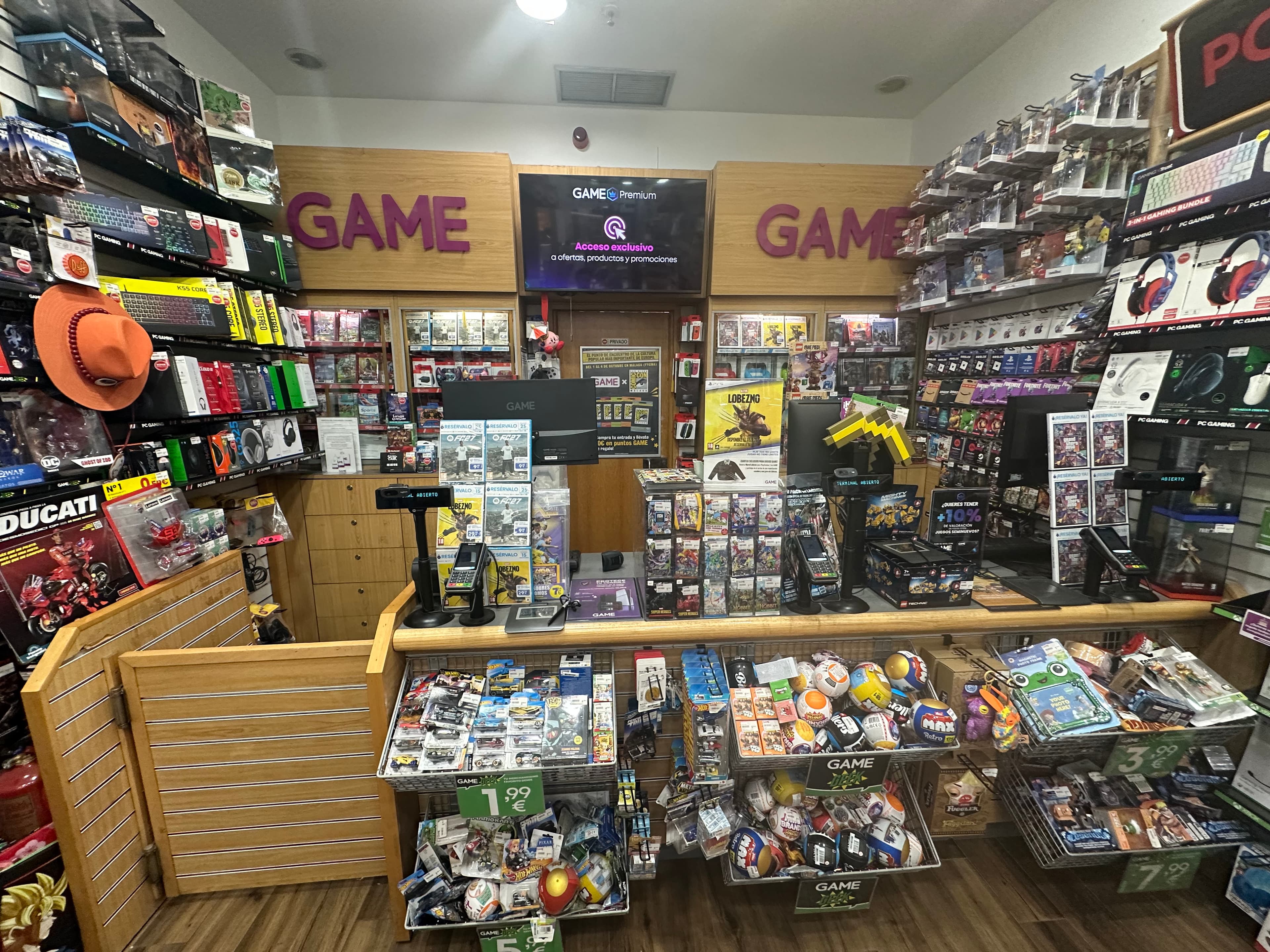 MADRID VAGUADA VIDEOJUEGOS 28029 - foto 6