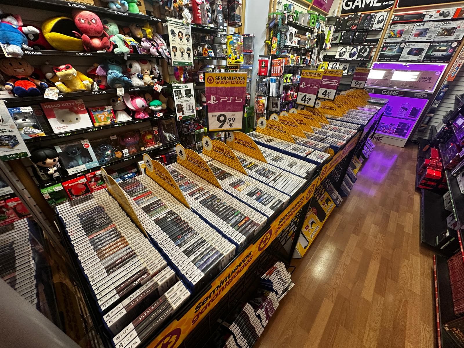 HUESCA COSO BAJO VIDEOJUEGOS 22001 - foto 12