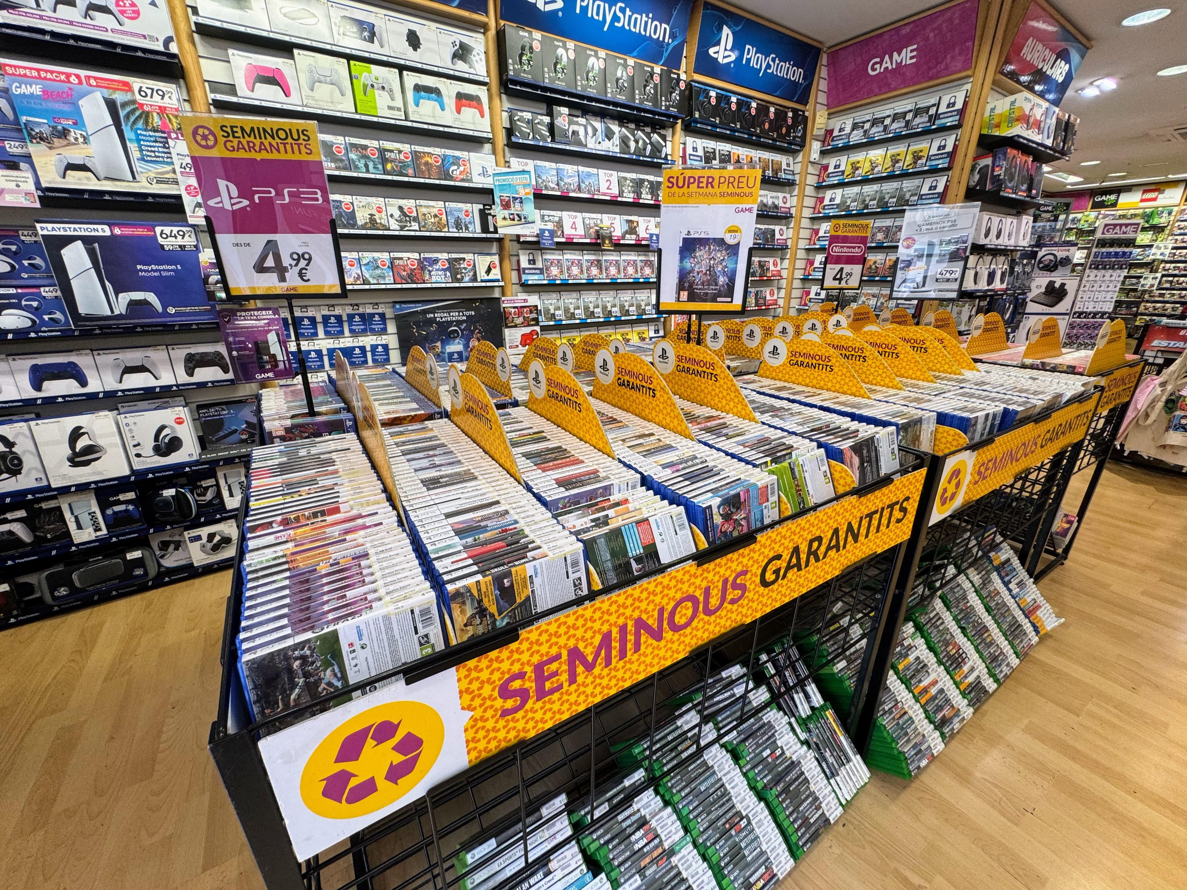 TARRAGONA REUS MARTI FOLGUERA VIDEOJUEGOS 432 - foto 13