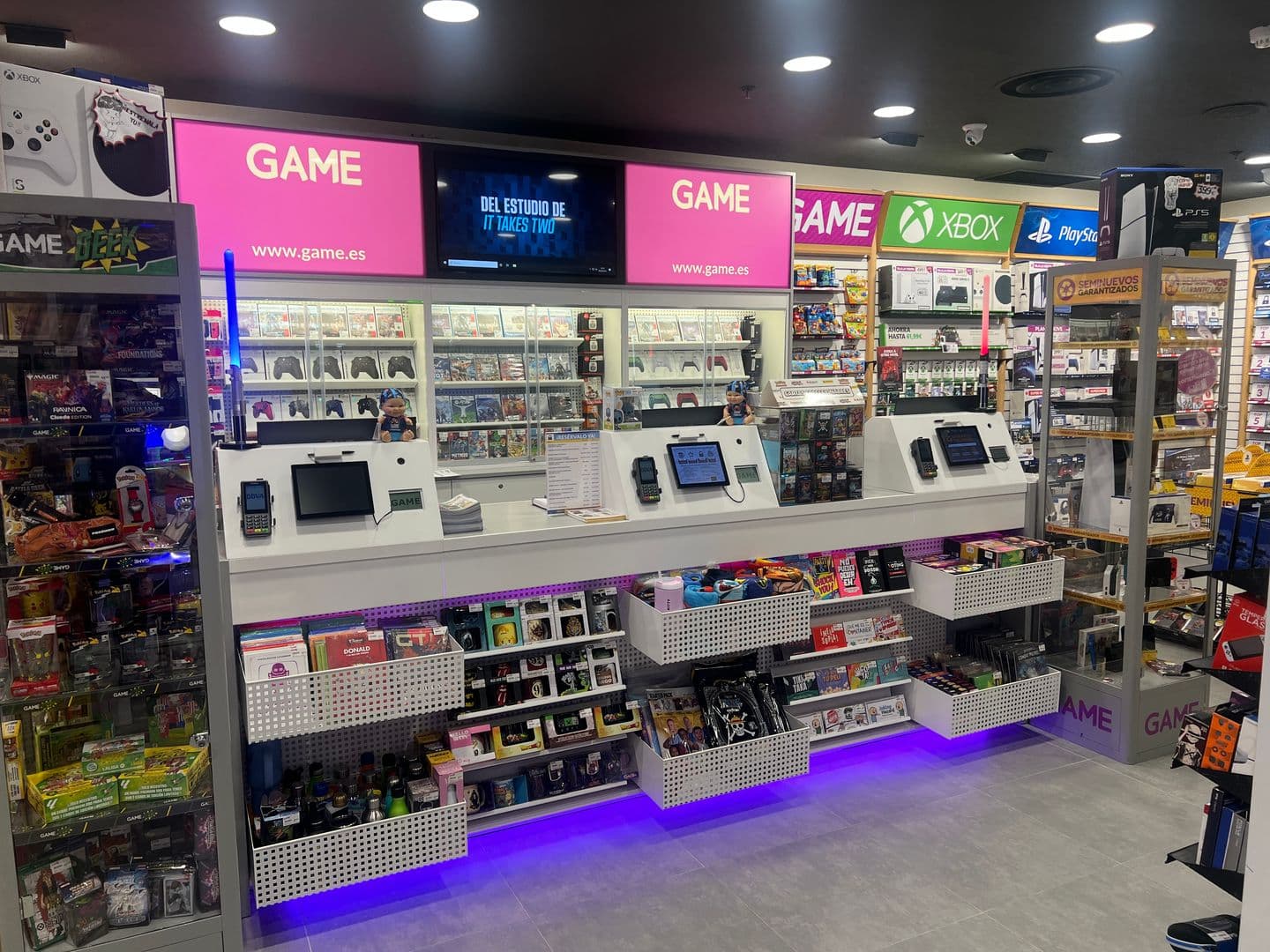 ALICANTE FINESTRAT LA MARINA VIDEOJUEGOS 0350 - foto 5