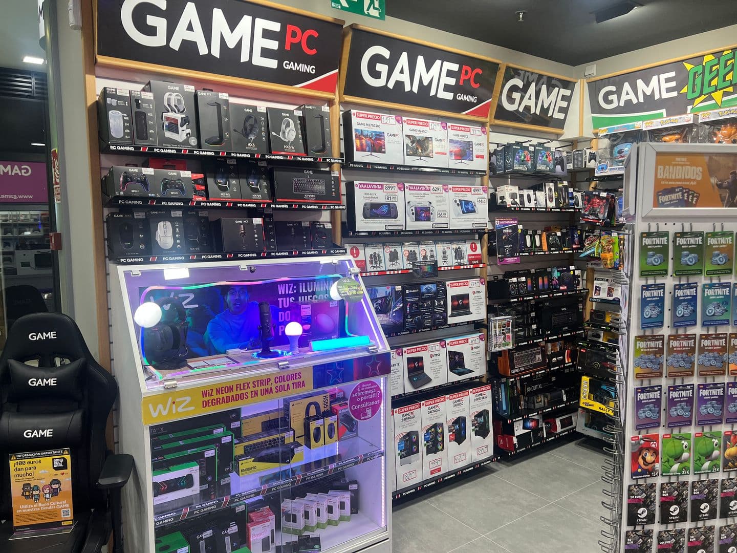 ALICANTE FINESTRAT LA MARINA VIDEOJUEGOS 0350 - foto 7