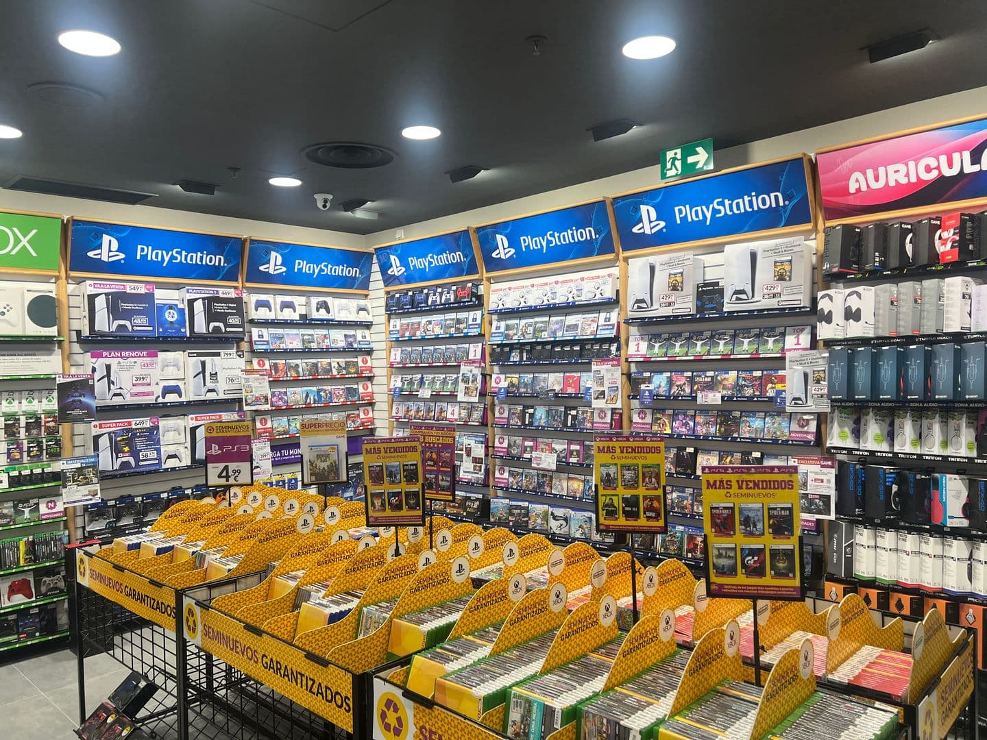 ALICANTE FINESTRAT LA MARINA VIDEOJUEGOS 0350 - foto 8