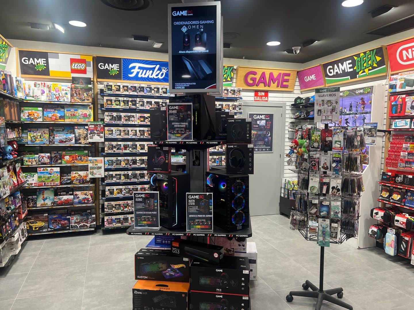 ALICANTE FINESTRAT LA MARINA VIDEOJUEGOS 0350 - foto 13