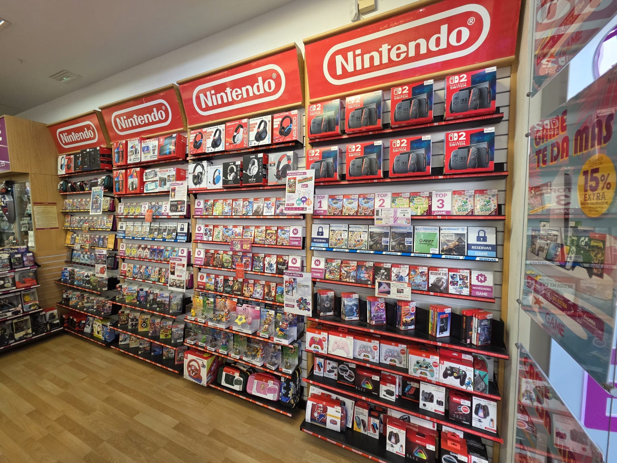 HUELVA AYAMONTE LA PLAZA VIDEOJUEGOS 21400 - foto 7