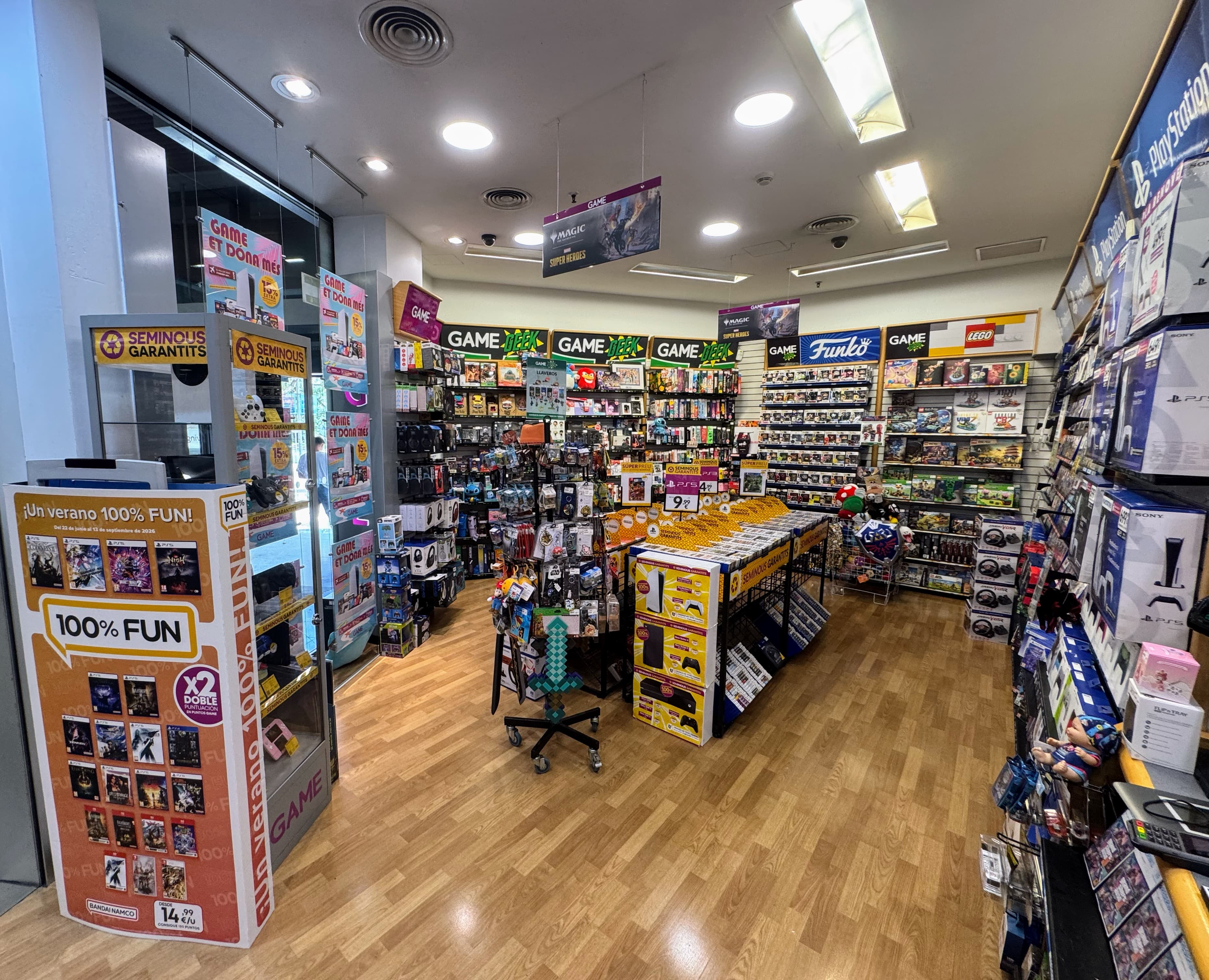 TARRAGONA REUS CARREFOUR FORTUNY VIDEOJUEGOS - foto 6
