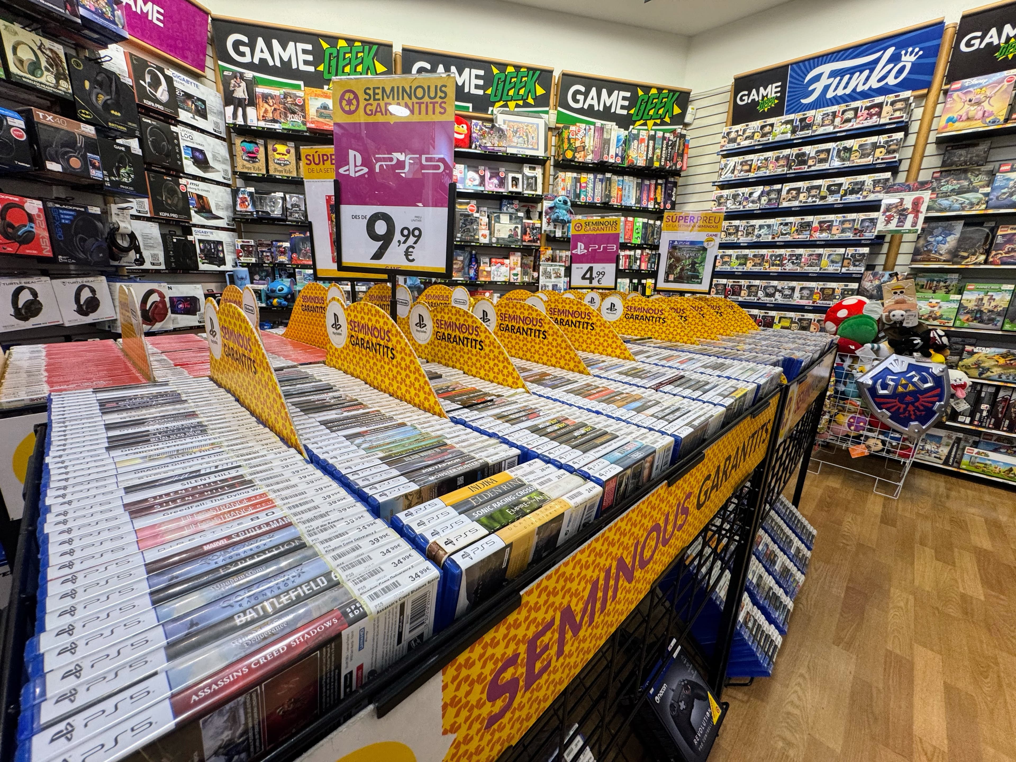 TARRAGONA REUS CARREFOUR FORTUNY VIDEOJUEGOS - foto 13