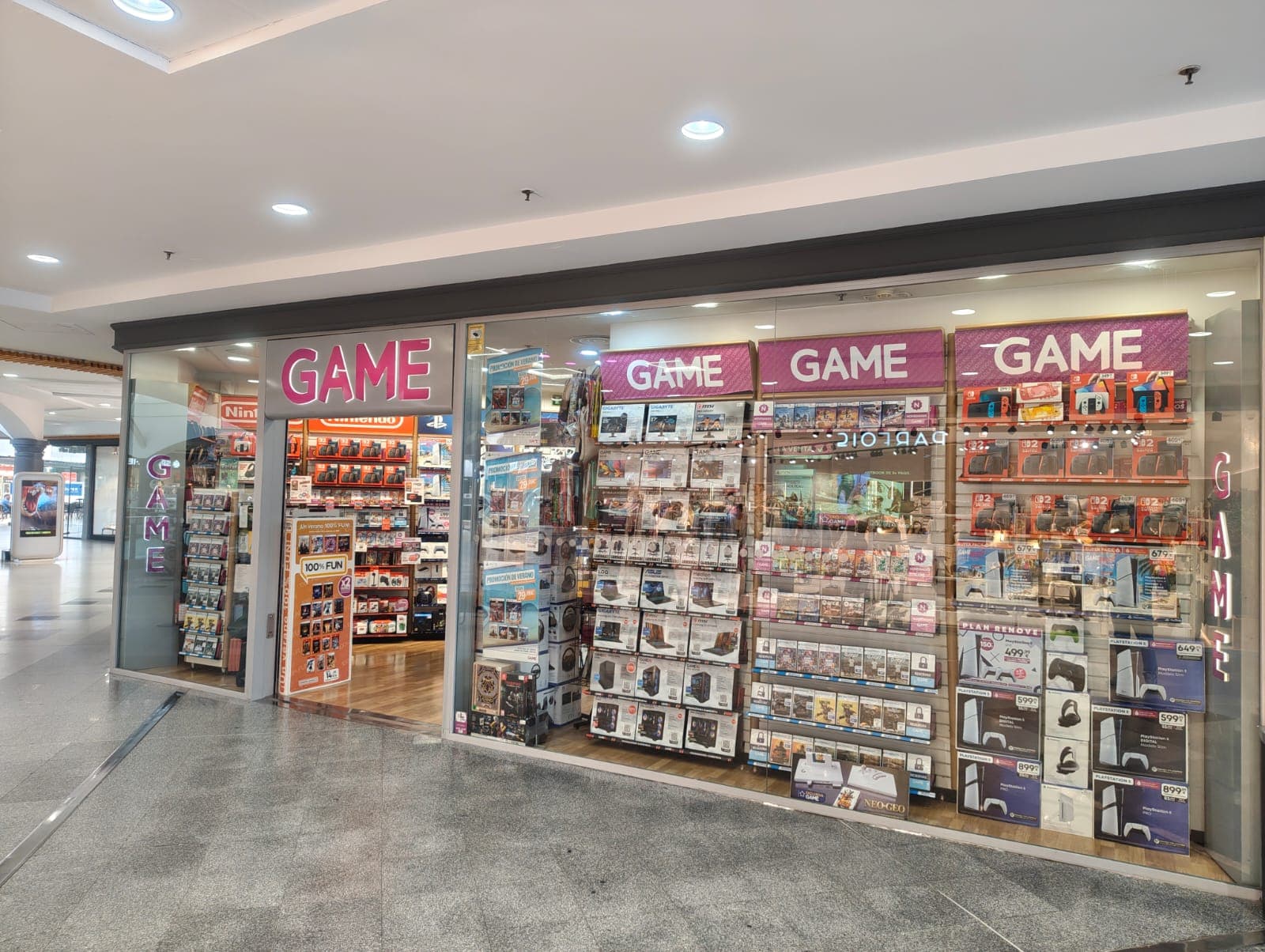 CADIZ PUERTO SANTA MARIA EL PASEO VIDEOJUEGOS - foto 1
