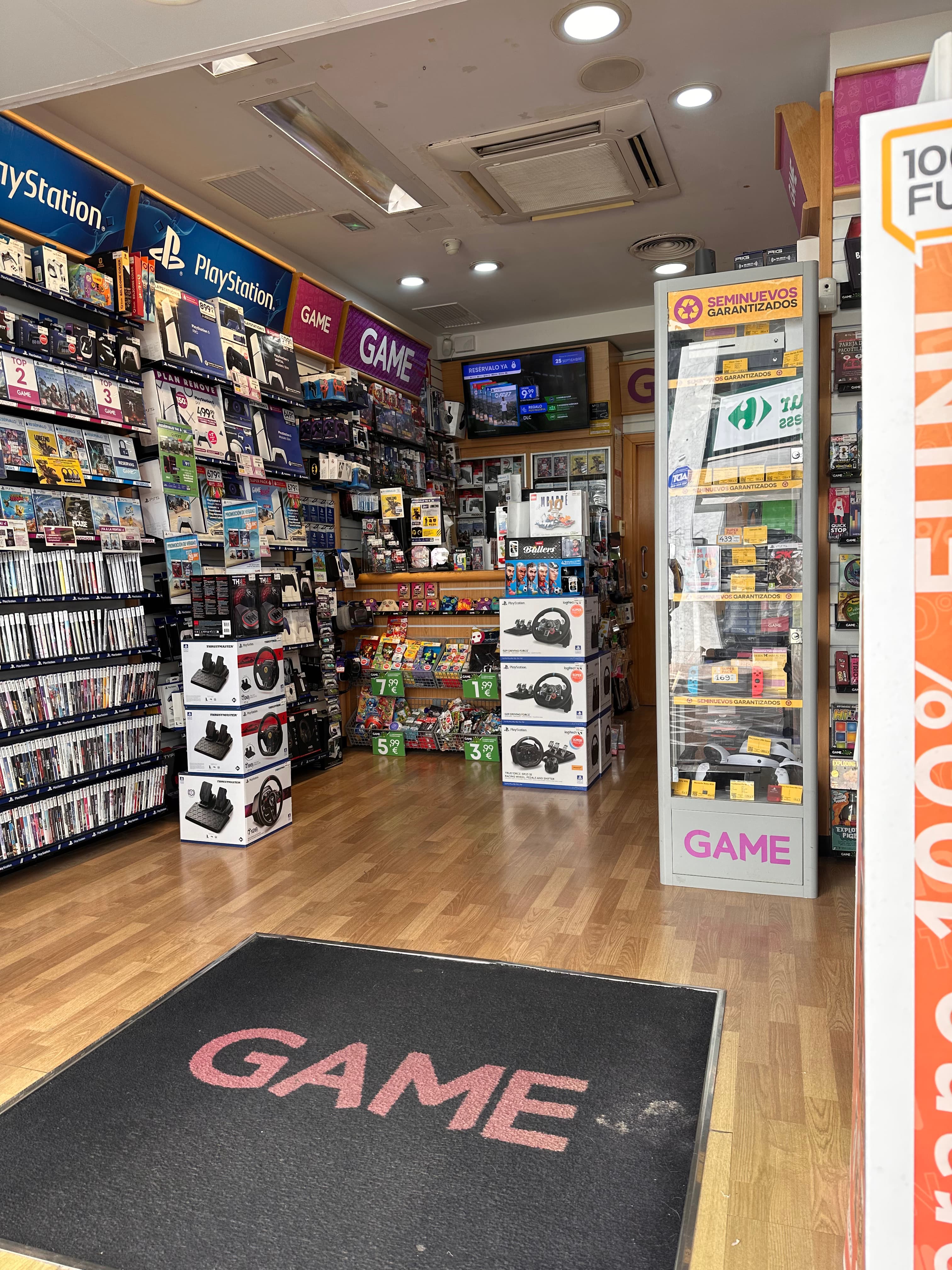CADIZ SAN FERNANDO SAN RAFAEL VIDEOJUEGOS 111 - foto 5