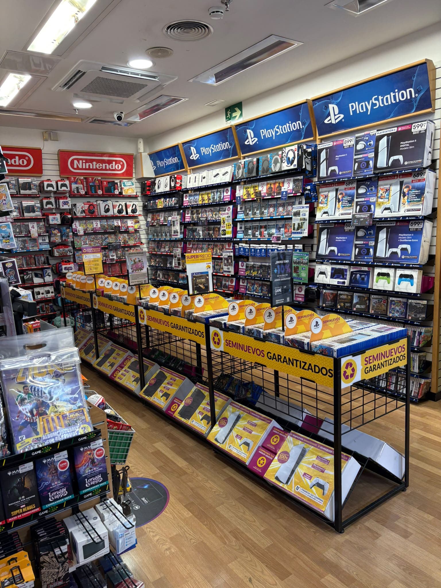 ALMERIA ROQUETAS DEL MAR GRAN PLAZA VIDEOJUEG - foto 1