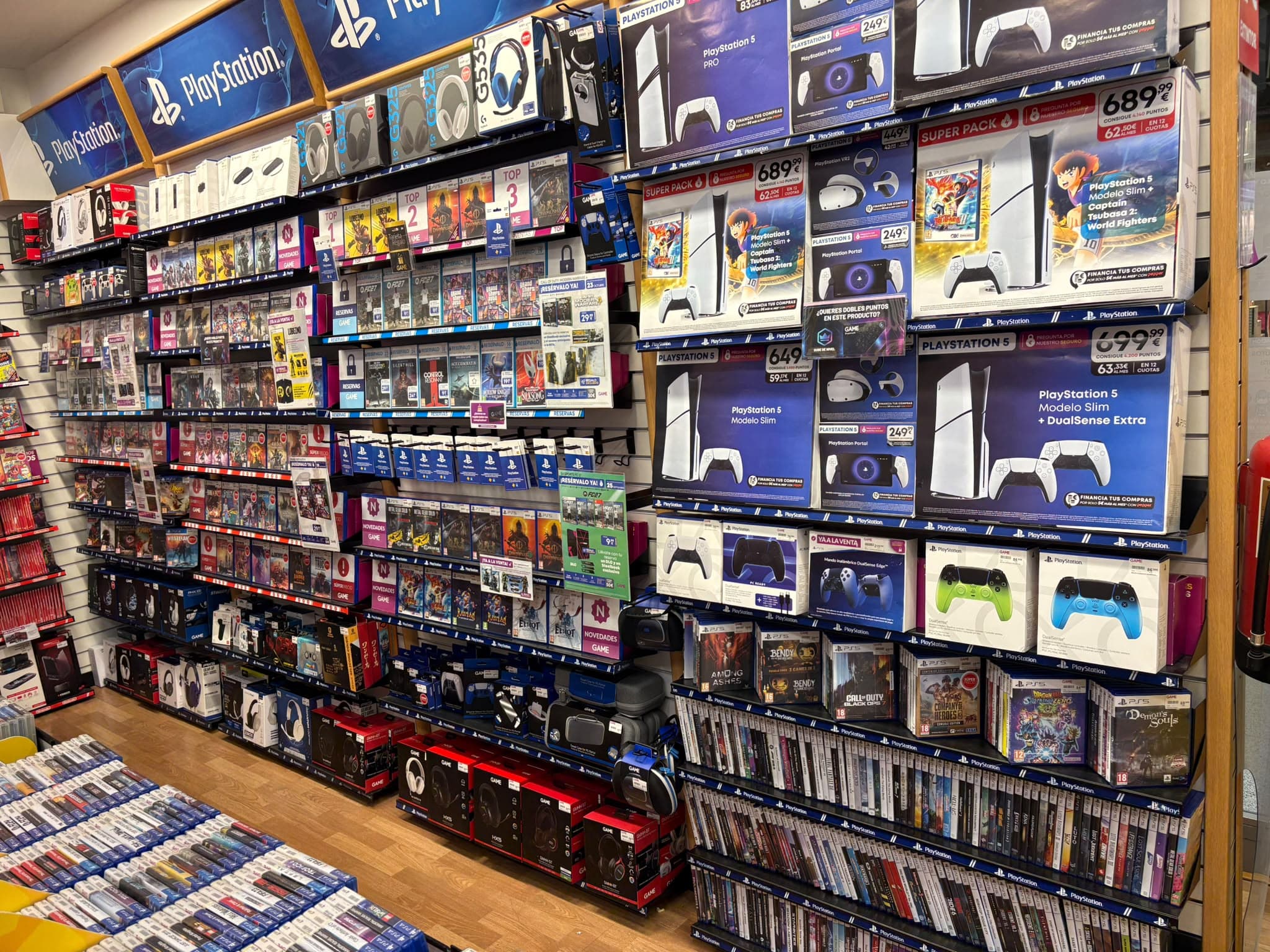 ALMERIA ROQUETAS DEL MAR GRAN PLAZA VIDEOJUEG - foto 9