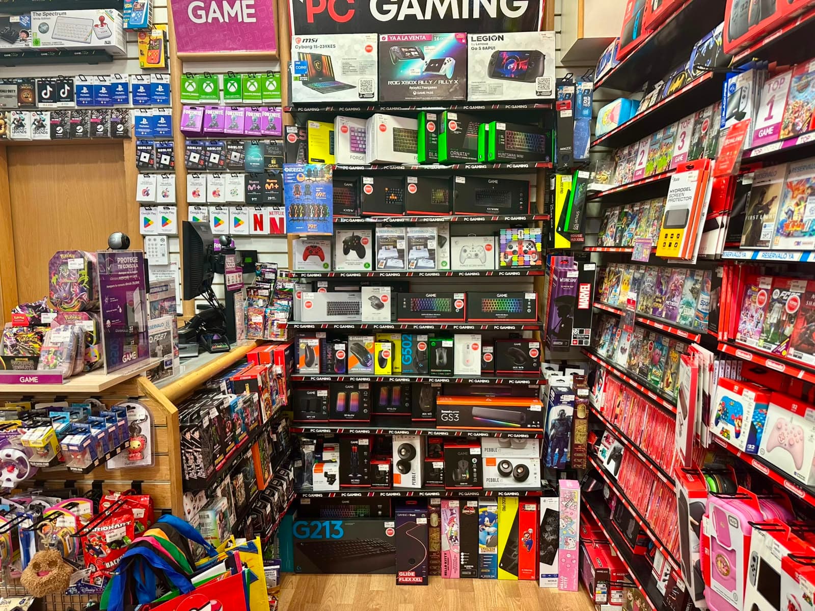 GUIPUZKOA IRUN MENDIBIL VIDEOJUEGOS 20302 - foto 9