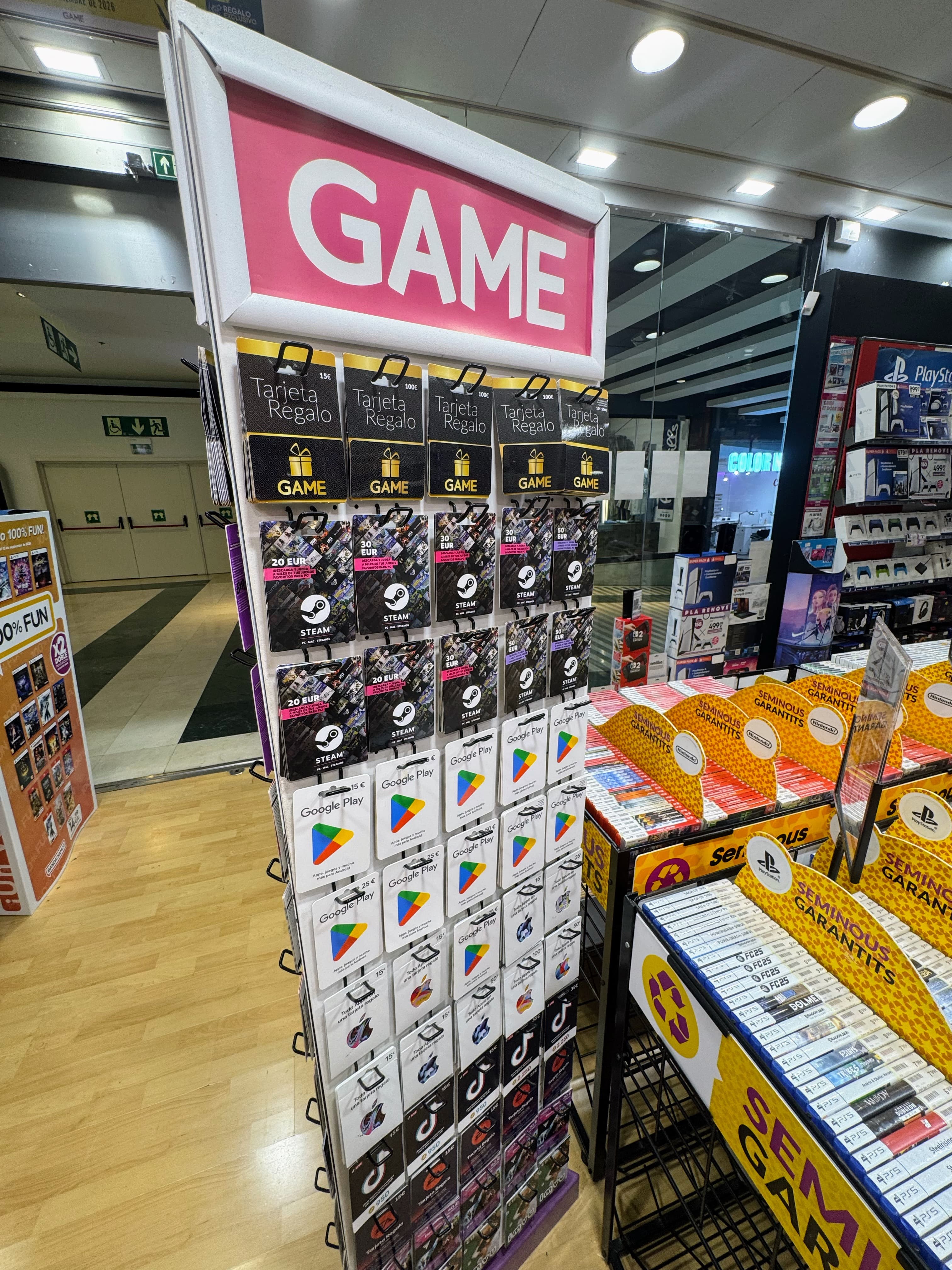 BARCELONA CASTELLDEFELS ANEC BLAU VIDEOJUEGOS - foto 8