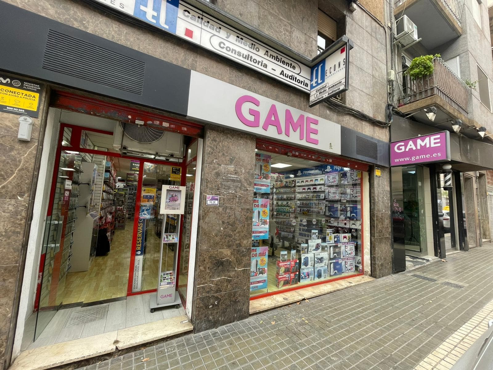 ALICANTE ELCHE CRISTOBAL SANZ VIDEOJUEGOS 032 - foto 1