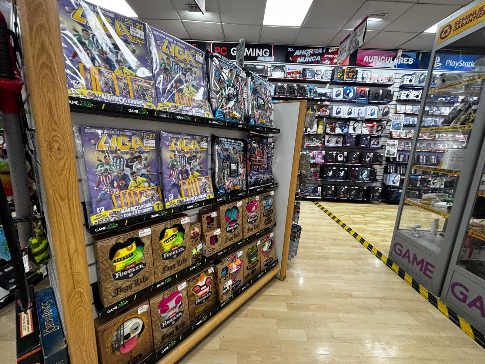ALICANTE ELCHE CRISTOBAL SANZ VIDEOJUEGOS 032 - foto 11