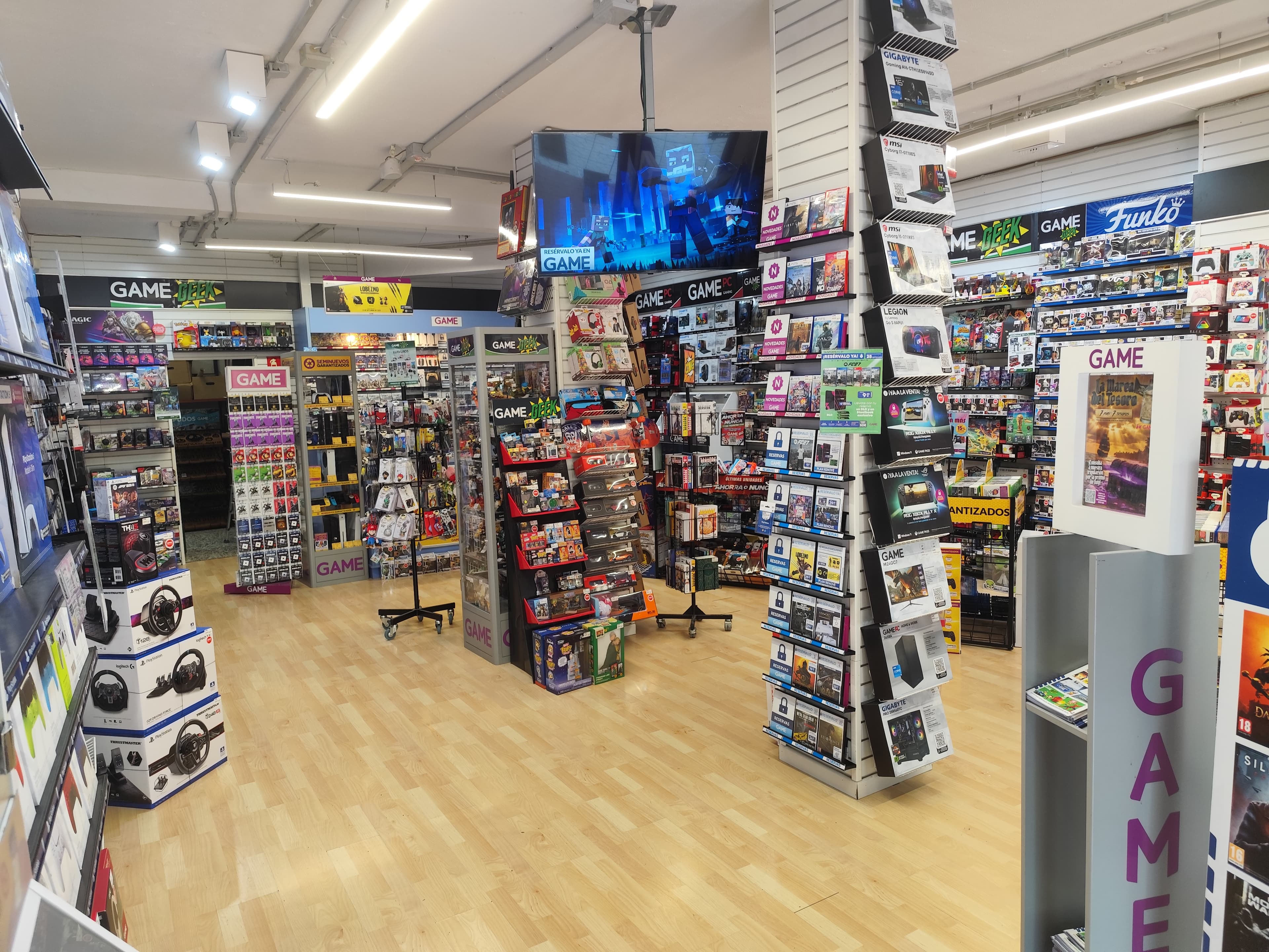 BADAJOZ ALMENDRALEJO ALMENDRALEJO VIDEOJUEGOS - foto 3