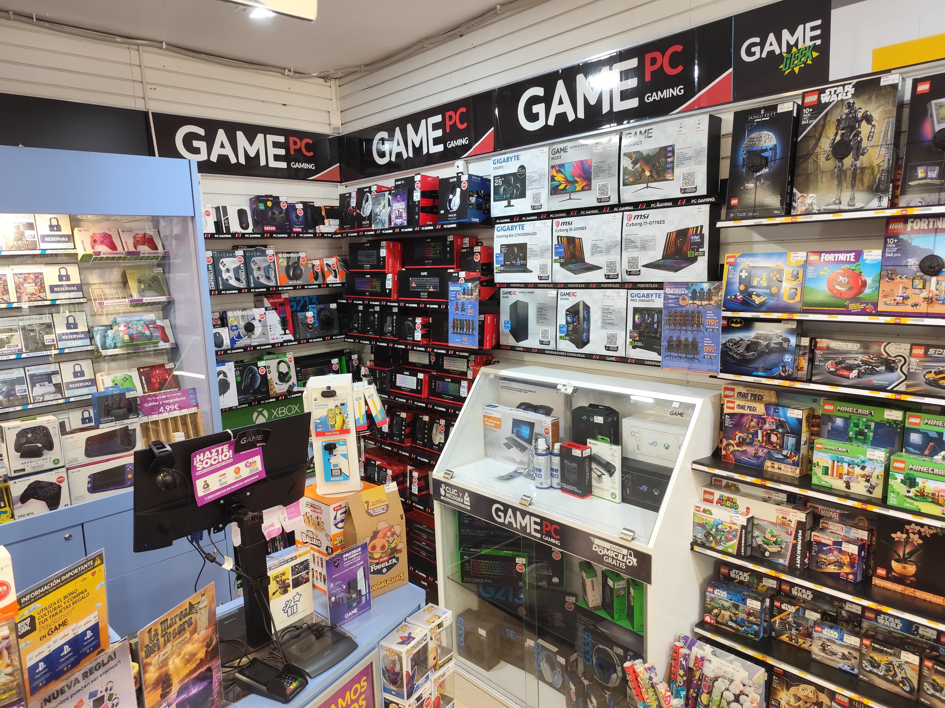 BADAJOZ ALMENDRALEJO ALMENDRALEJO VIDEOJUEGOS - foto 9