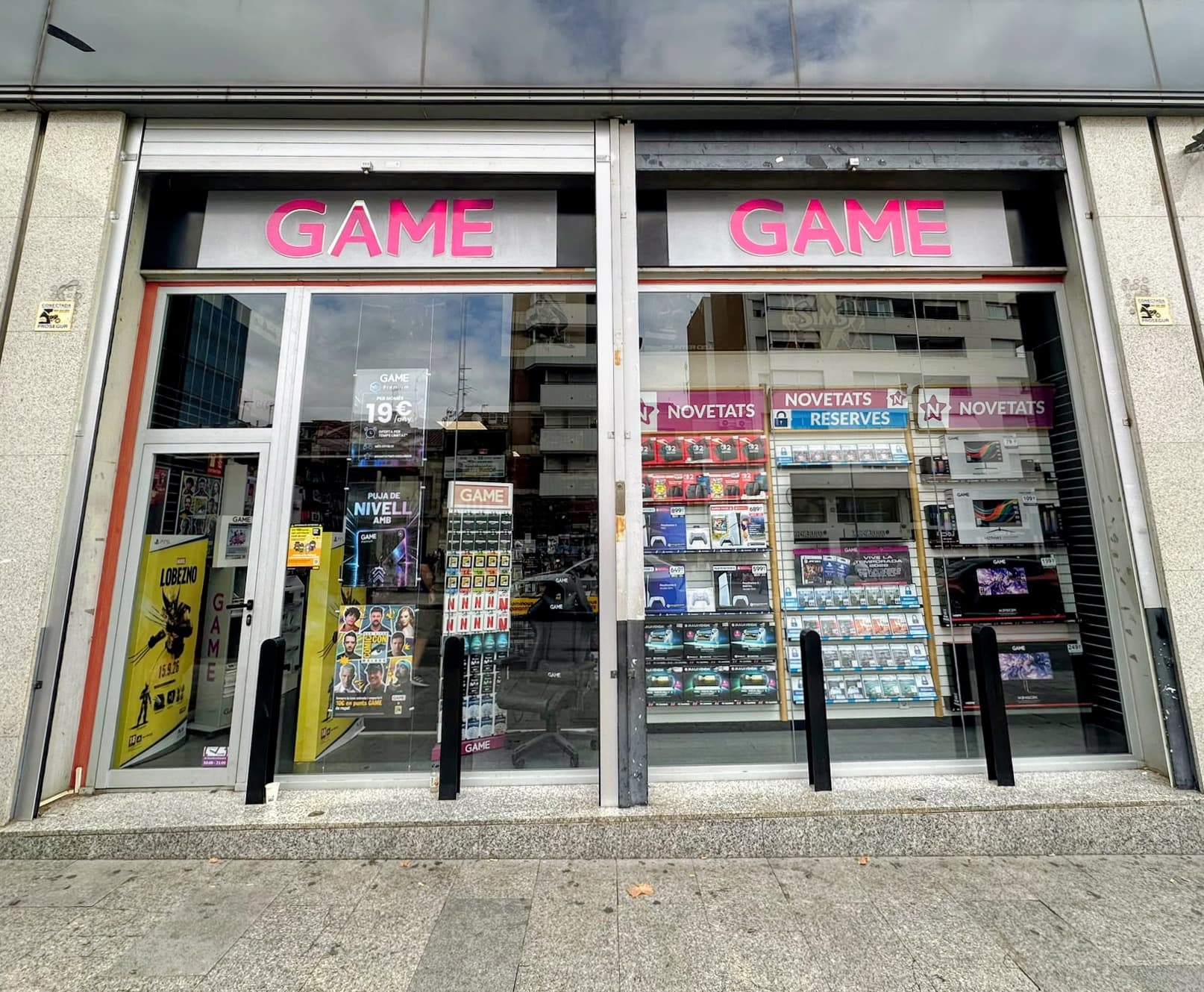 BARCELONA TERRASSA EGARA VIDEOJUEGOS 08221 - foto 1