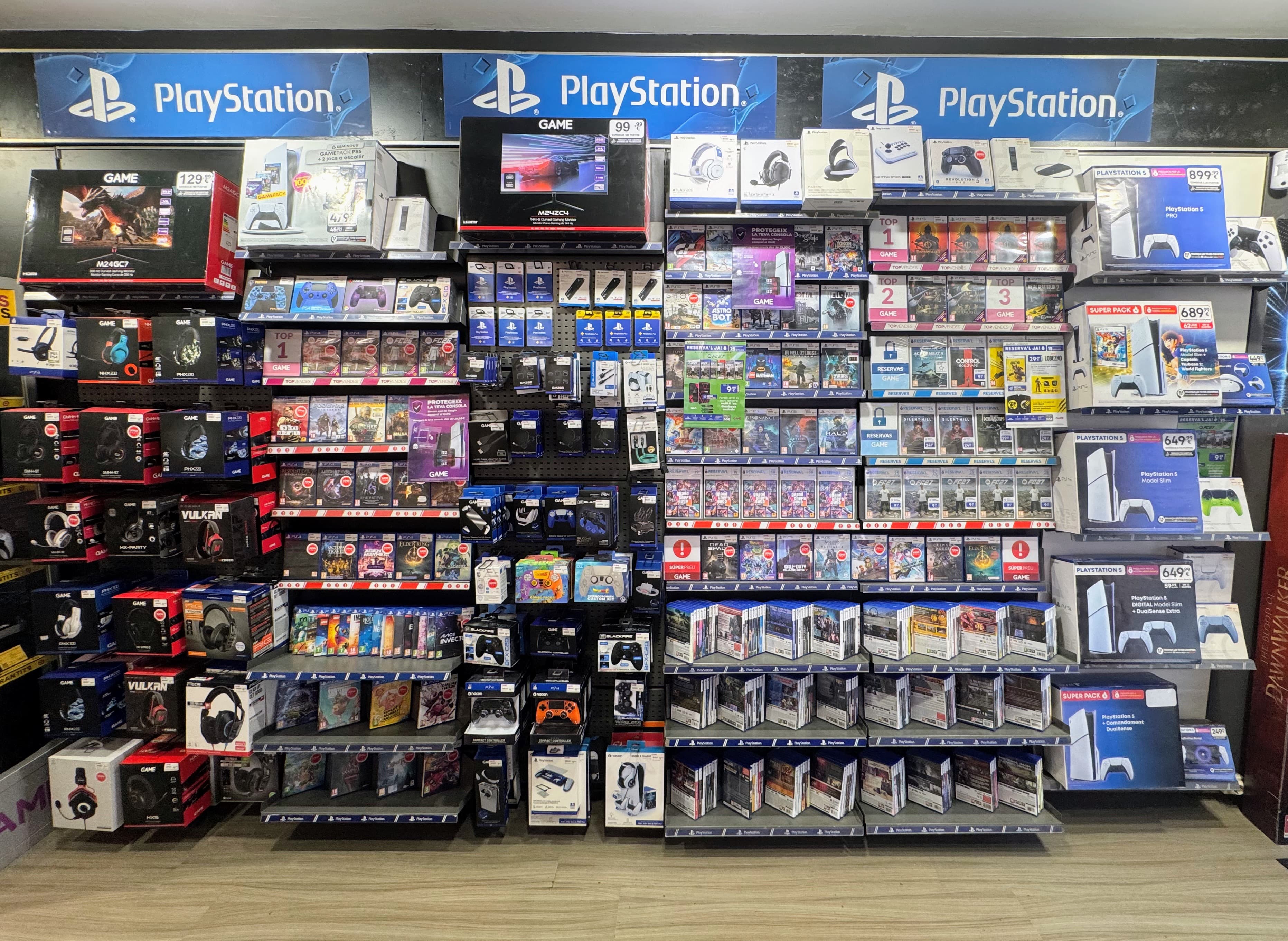BARCELONA VIC VIC VIDEOJUEGOS 08500 - foto 7